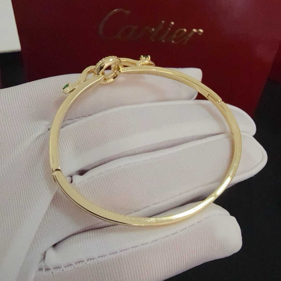 Cartier Designer Diamond Encrusted Chain Bracelet High Quality Chain Bracelet Fashionable Luxury Jewelry For Women's Classic Luxury Wedding Party Accessories Valentines Day Christmas Birthday Gift