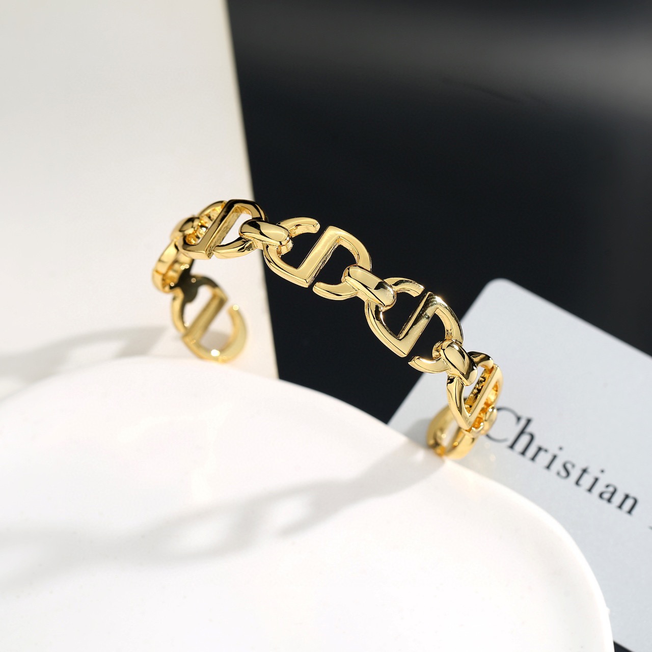 Dior Designer Bracelet High Quality Letter Bracelets Fashionable Luxury Jewelry For Men's And Women's Classic Luxury Wedding Party Accessories Valentines Day Christmas Birthday Gift