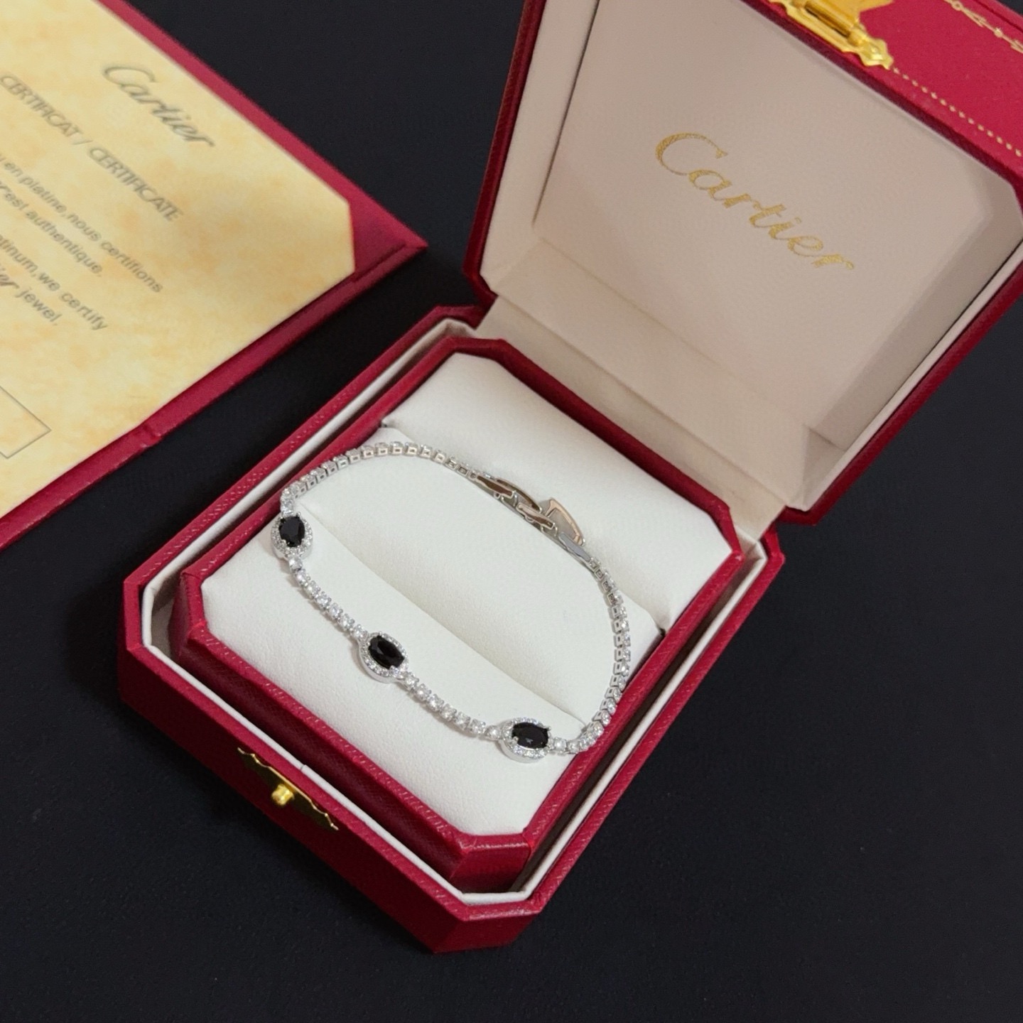 Cartier Designer Diamond Encrusted Chain Bracelet High Quality Chain Bracelet Fashionable Luxury Jewelry For Women's Classic Luxury Wedding Party Accessories Valentines Day Christmas Birthday Gift