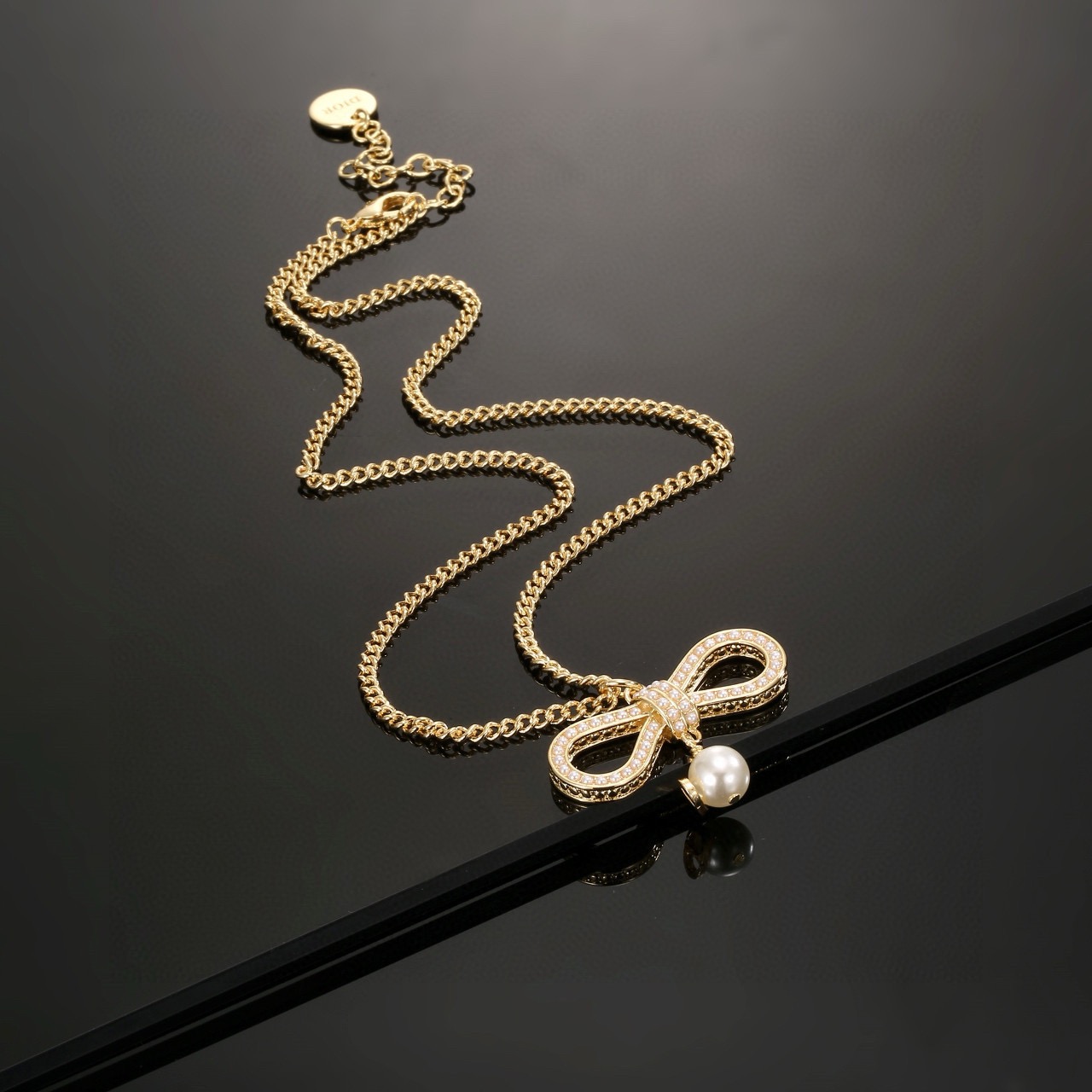 Dior Luxury Necklace Elegant Necklaces Butterfly Knot Pearl Designer Necklaces Women Top Quality Pendant Fashion Jewellery Designer For Women Gifts For Her Valentines Day Christmas Birthday Gift