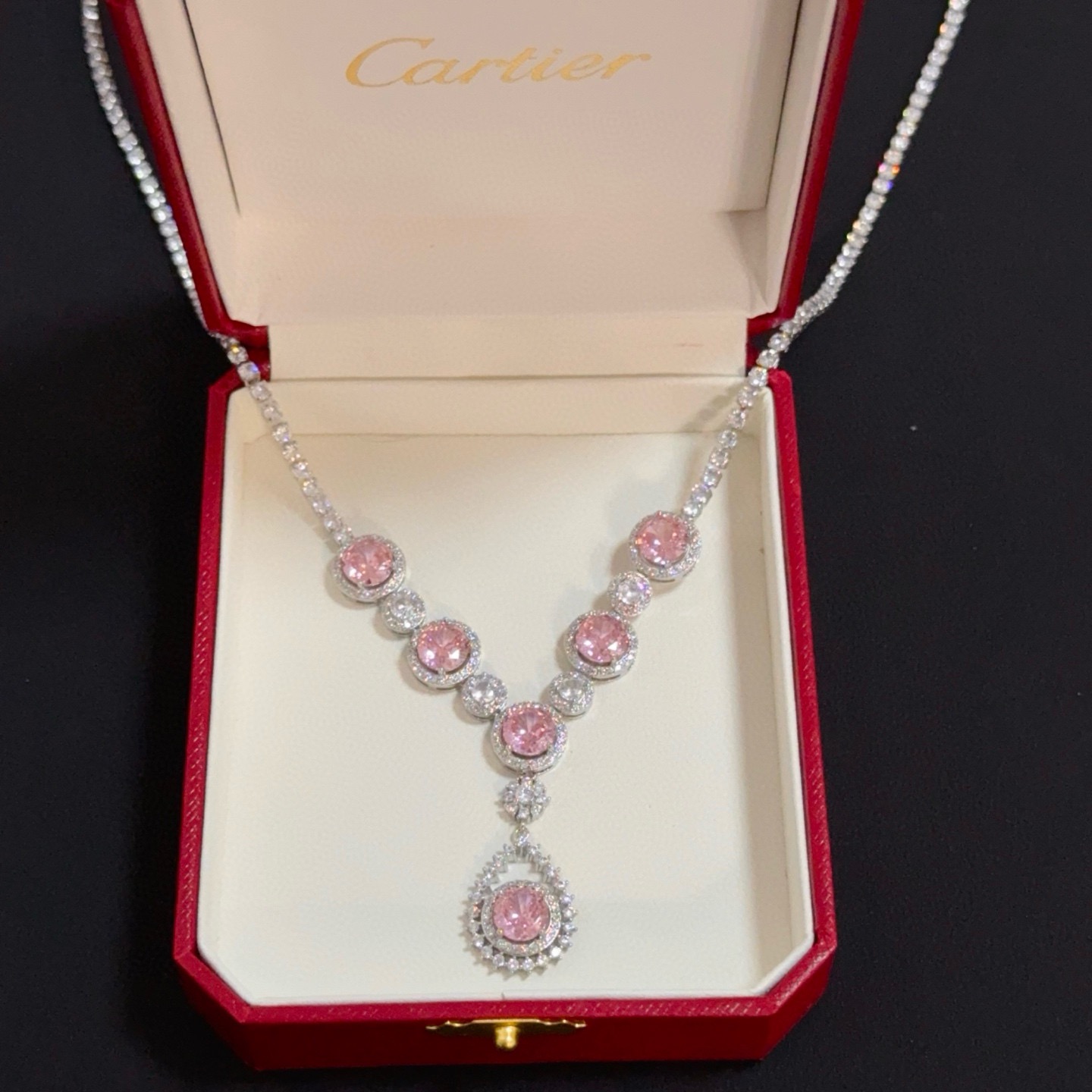 Cartier Luxury Necklace Elegant Necklaces Diamond Encrusted Necklace Designer Necklaces Women Top Quality Pendant Fashion Jewellery Designer For Women Gifts For Her Valentines Day Christmas Birthday Gift