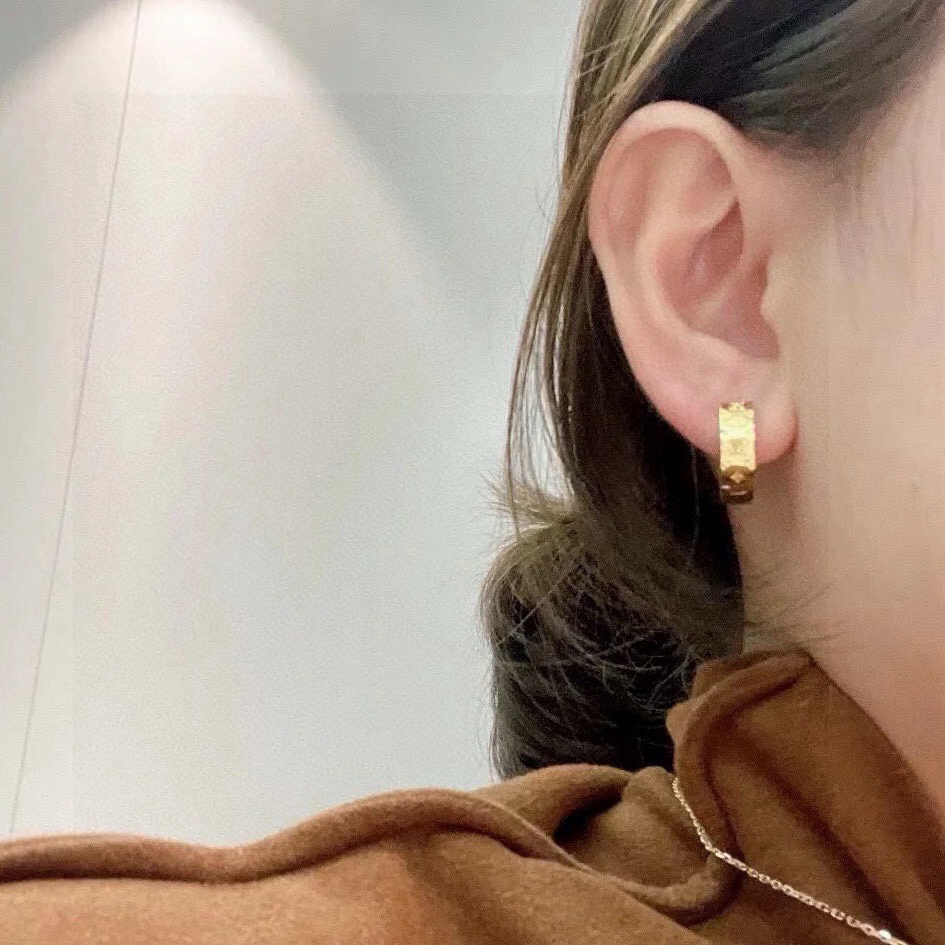 LV Top Quality Earrings Fashion Stud Earrings Woman Designer Personalized Earrings Women Wedding Gifts Jewelry Valentines Day Christmas Birthday Gift