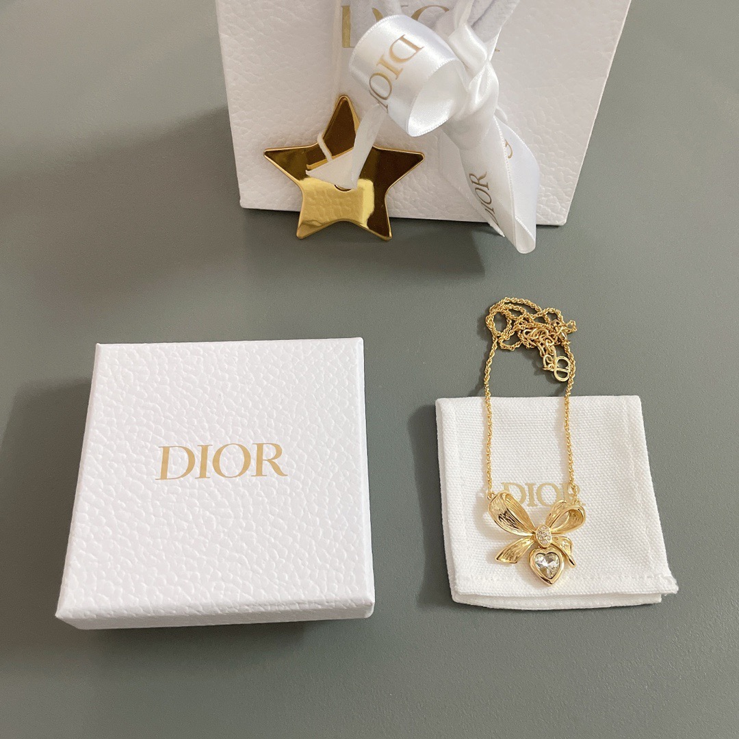 Dior Luxury Necklace D Bow Hanging Love Necklace Designer Necklaces Women Top Quality Pendant Charm Jewellery Designer For Women Gifts For Her Valentines Day Christmas Birthday Gift