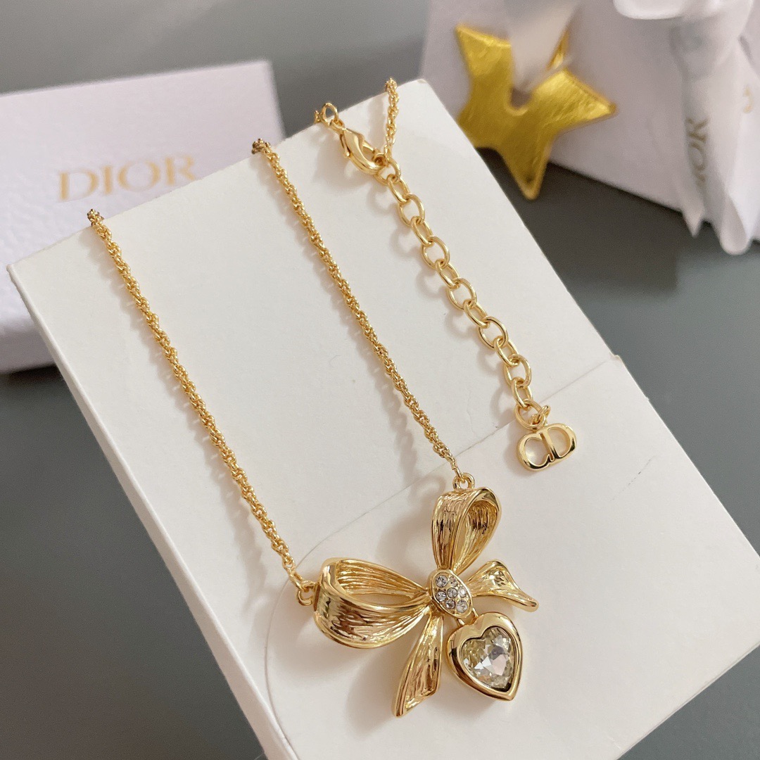 Dior Luxury Necklace D Bow Hanging Love Necklace Designer Necklaces Women Top Quality Pendant Charm Jewellery Designer For Women Gifts For Her Valentines Day Christmas Birthday Gift