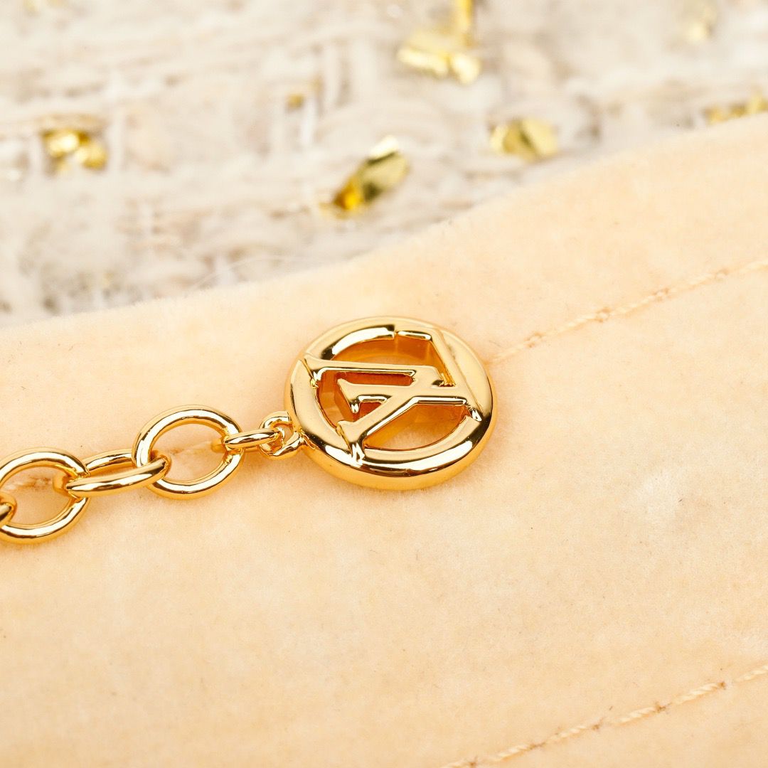 LV Luxury Necklace Elegant Necklaces Designer Pearl Multi Accessory Tassel Necklace Women Top Quality Pendant Fashion Jewellery Designer For Women Gifts For Her Valentines Day Christmas Birthday Gift