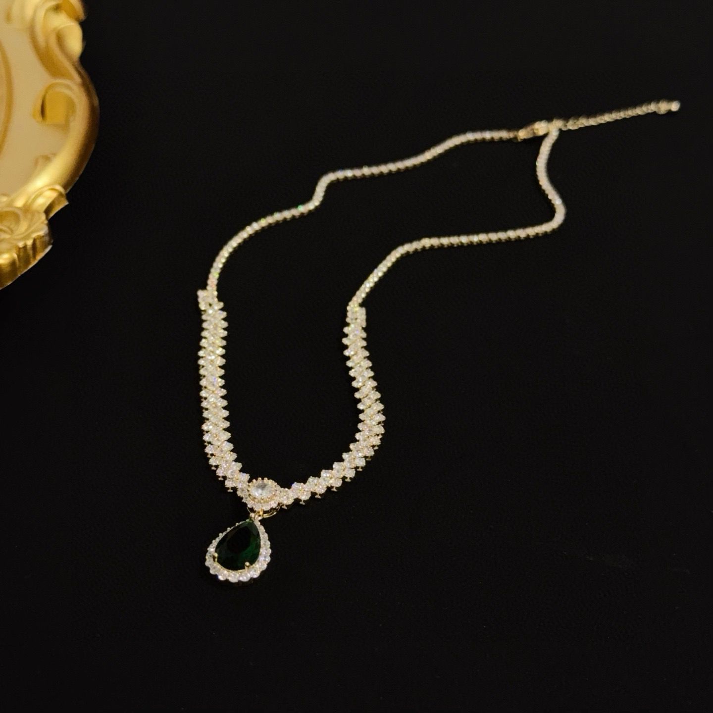 Cartier Luxury Necklace Elegant Necklaces Diamond Encrusted Necklace Designer Necklaces Women Top Quality Pendant Fashion Jewellery Designer For Women Gifts For Her Valentines Day Christmas Birthday Gift