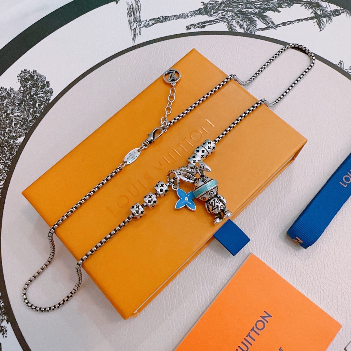 LV Luxury Necklace Elegant Necklaces Designer Necklaces Men's And Women's Top Quality Pendant Fashion Jewellery Designer For Women Gifts For Her Valentines Day Christmas Birthday Gift