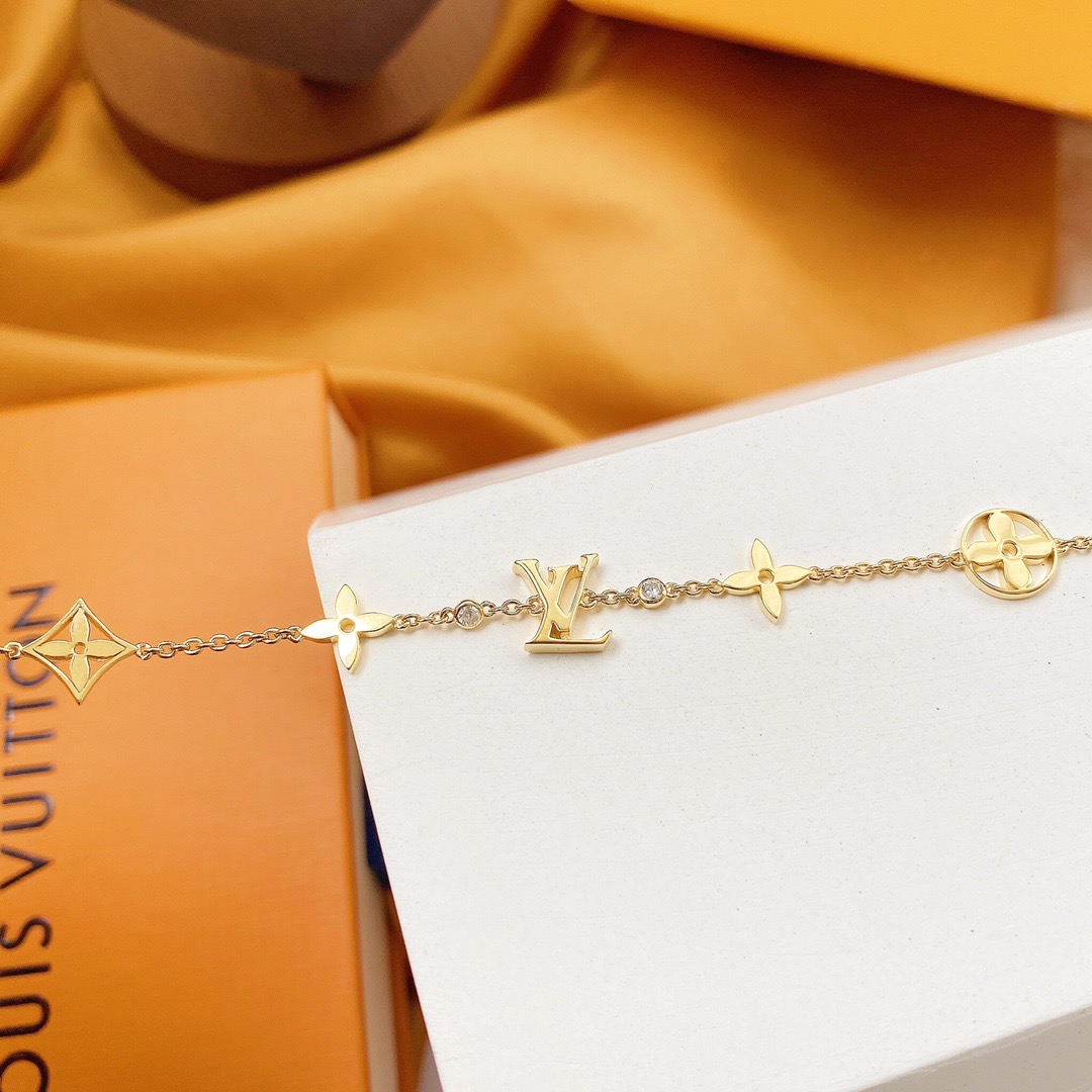 LV Designer Golden Letter Multiflora Chain Bracelet High Quality Bracelet Fashionable Luxury Jewelry For Women's Classic Luxury Wedding Party Accessories Valentines Day Christmas Birthday Gift