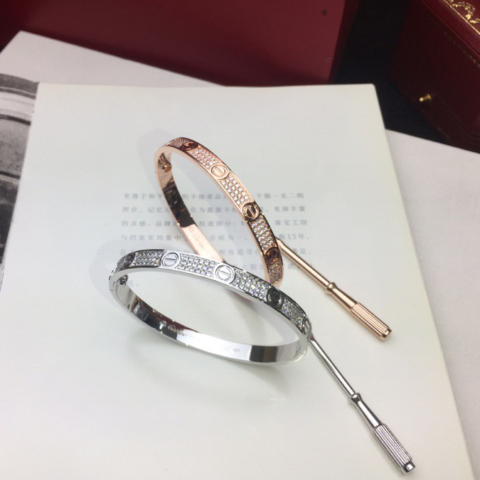 Cartier Designer Classic Starry Sky Bracelet High Quality Bracelet Fashionable Luxury Jewelry For Women's Classic Luxury Wedding Party Accessories Valentines Day Christmas Birthday Gift