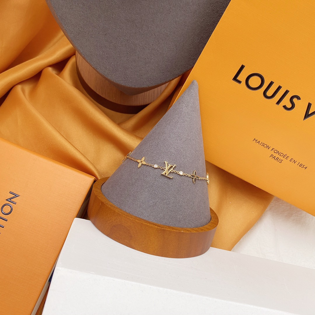 LV Designer Golden Letter Multiflora Chain Bracelet High Quality Bracelet Fashionable Luxury Jewelry For Women's Classic Luxury Wedding Party Accessories Valentines Day Christmas Birthday Gift