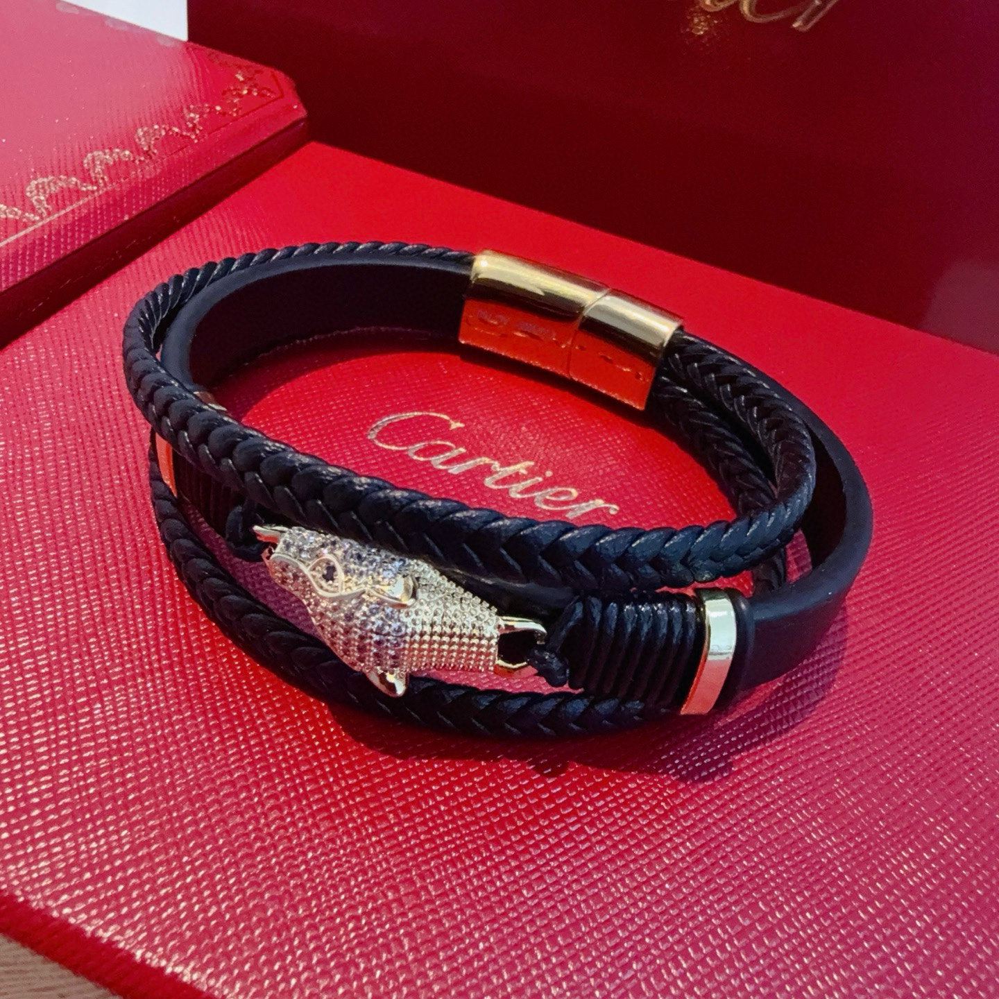 Cartier Designer Leopard Head Diamond studded Leather Rope Bracelet High Quality Bracelet Fashionable Luxury Jewelry For Women's Men Classic Luxury Wedding Party Accessories Valentines Day Christmas Birthday Gift