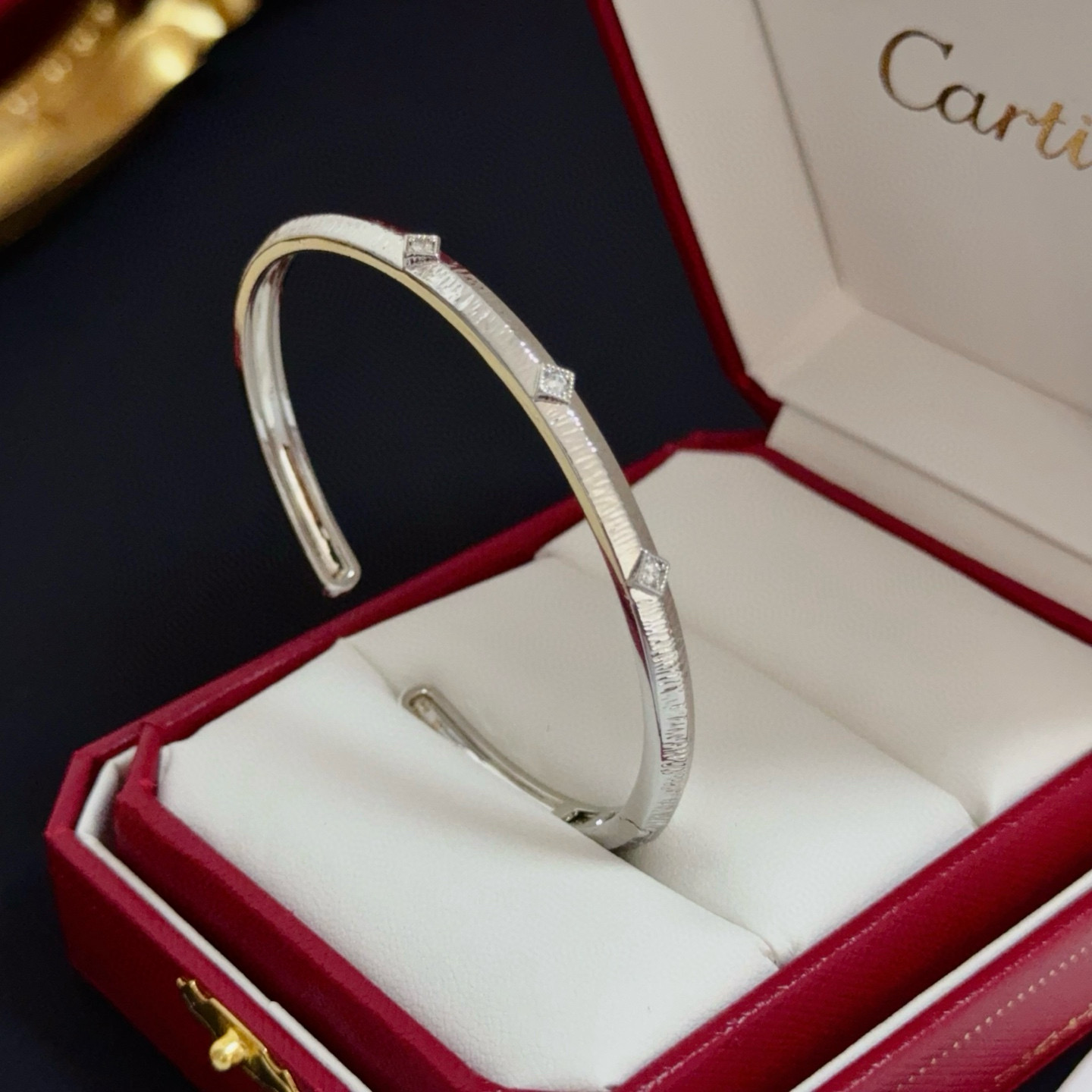Cartier Designer Diamond Inlaid Open Bracelet High Quality Bracelet Fashionable Luxury Jewelry For Women's Men Classic Luxury Wedding Party Accessories Valentines Day Christmas Birthday Gift