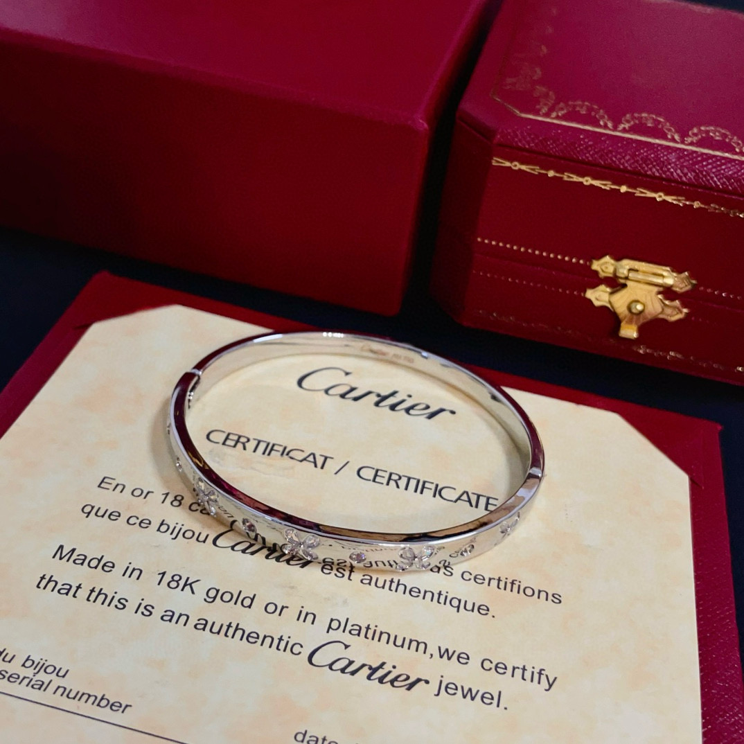 Cartier Designer Diamond Inlaid Bracelet High Quality Bracelet Fashionable Luxury Jewelry For Women's Men Classic Luxury Wedding Party Accessories Valentines Day Christmas Birthday Gift
