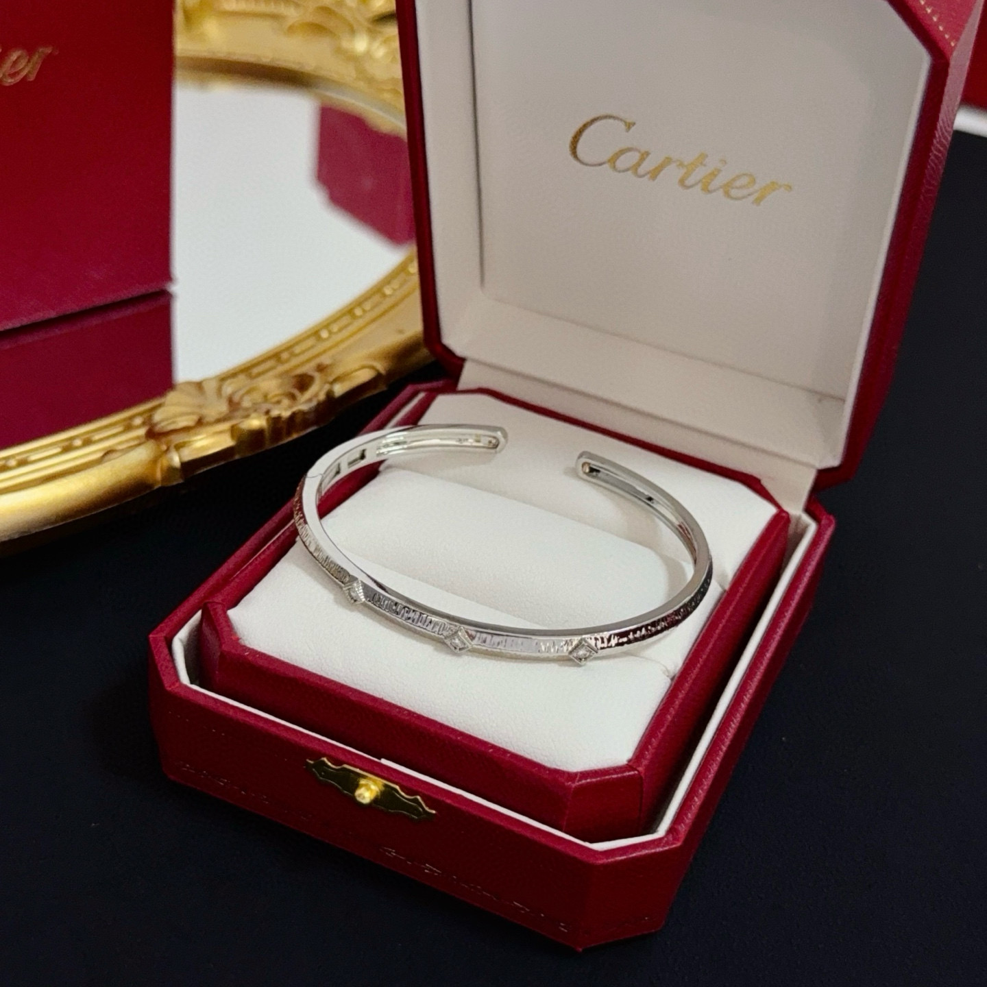 Cartier Designer Diamond Inlaid Open Bracelet High Quality Bracelet Fashionable Luxury Jewelry For Women's Men Classic Luxury Wedding Party Accessories Valentines Day Christmas Birthday Gift