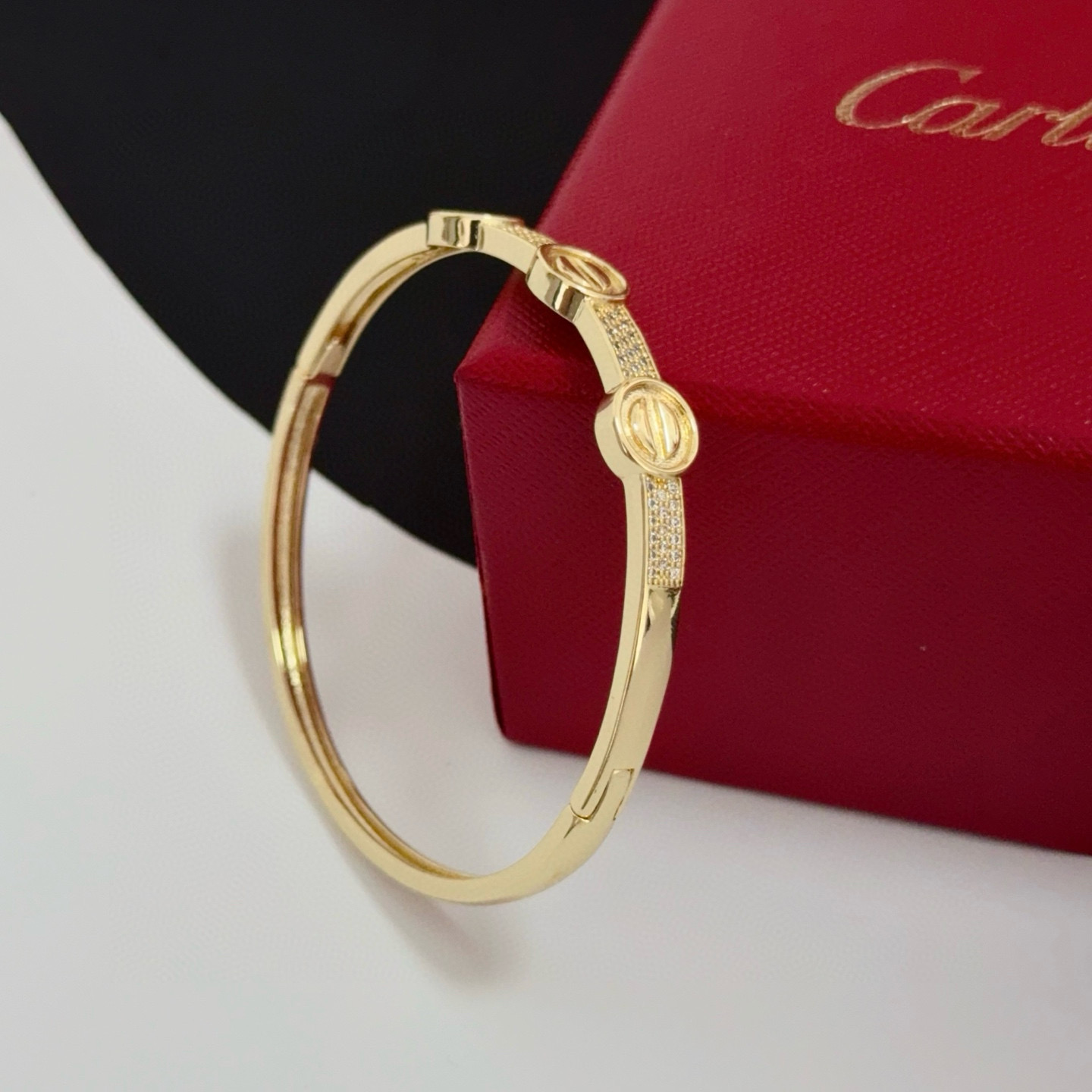 Cartier Designer Diamond Inlaid Bracelet High Quality Bracelet Fashionable Luxury Jewelry For Women's Men Classic Luxury Wedding Party Accessories Valentines Day Christmas Birthday Gift