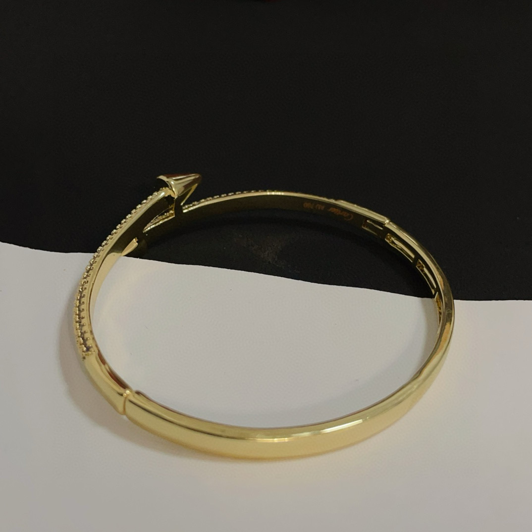 Cartier Designer Diamond Inlaid Bracelet High Quality Bracelet Fashionable Luxury Jewelry For Women's Men Classic Luxury Wedding Party Accessories Valentines Day Christmas Birthday Gift