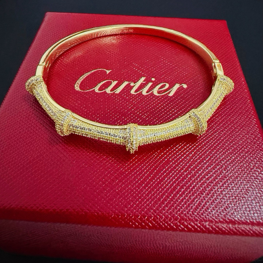 Cartier Designer Bamboo Studded Diamond Bracelet High Quality Bracelet Fashionable Luxury Jewelry For Women's Men Classic Luxury Wedding Party Accessories Valentines Day Christmas Birthday Gift