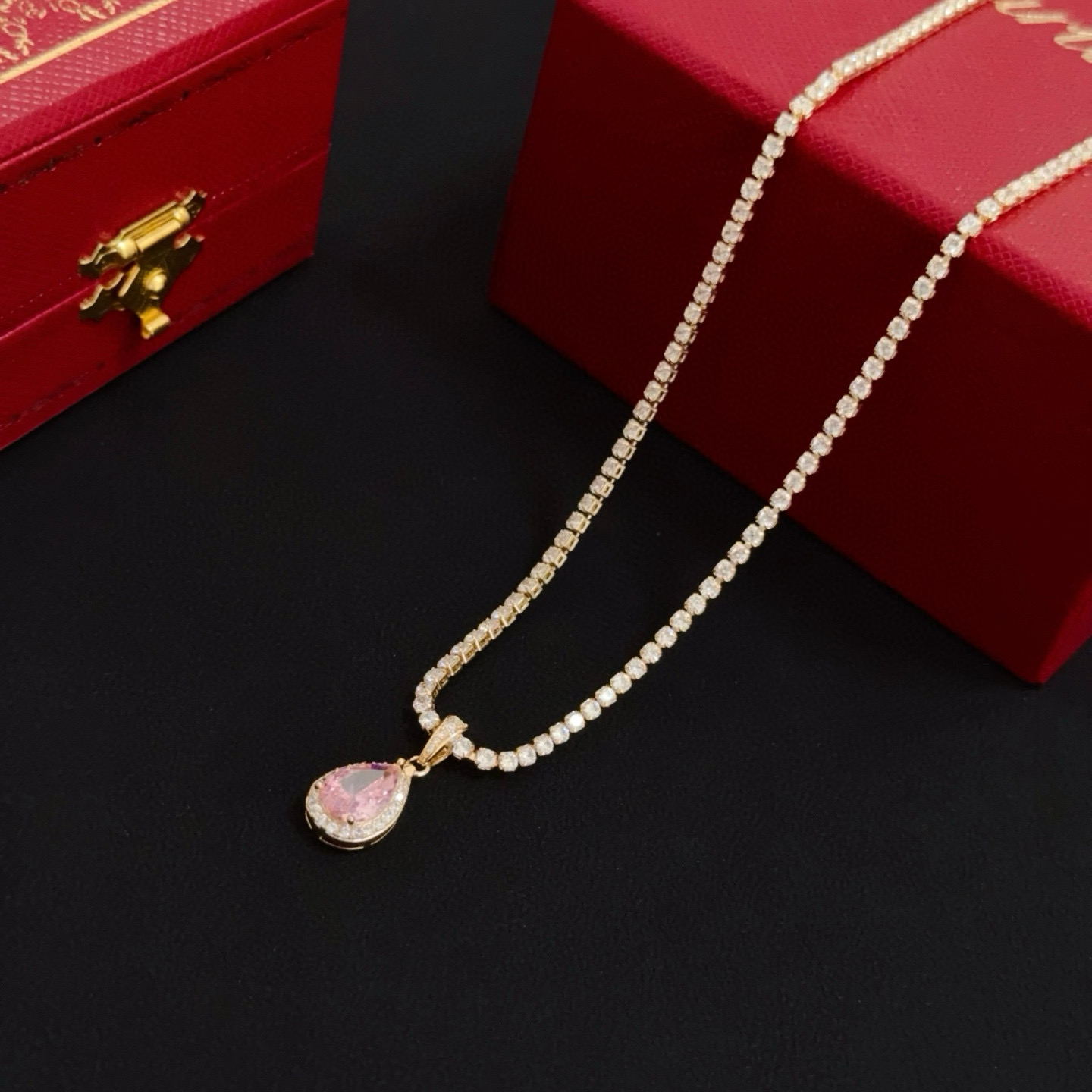 Cartier Luxury Necklace Elegant Necklaces Designer Diamond Inlaid Pink Diamond Necklace Women Top Quality Pendant Fashion Jewellery Designer For Women Gifts For Her Valentines Day Christmas Birthday Gift