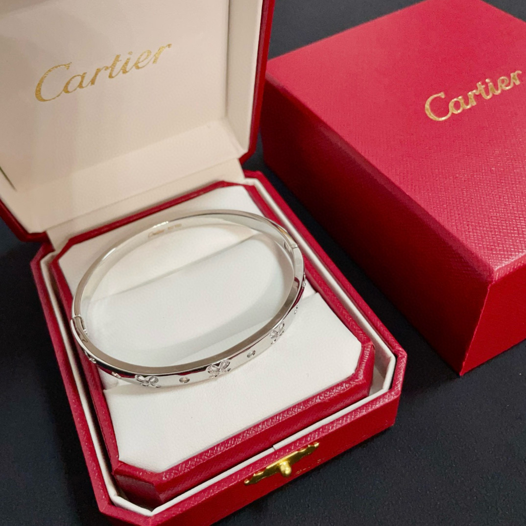 Cartier Designer Diamond Inlaid Bracelet High Quality Bracelet Fashionable Luxury Jewelry For Women's Men Classic Luxury Wedding Party Accessories Valentines Day Christmas Birthday Gift