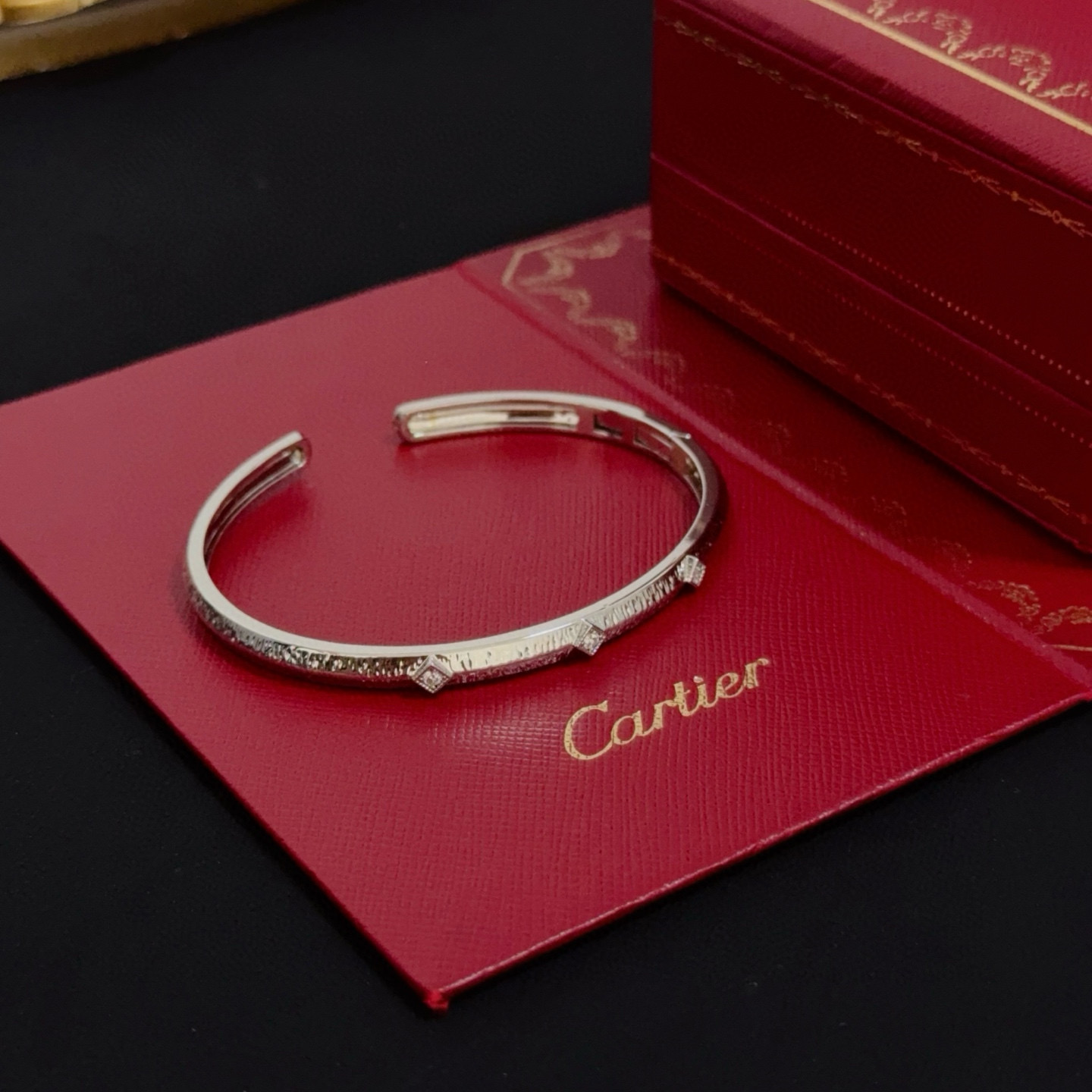 Cartier Designer Diamond Inlaid Open Bracelet High Quality Bracelet Fashionable Luxury Jewelry For Women's Men Classic Luxury Wedding Party Accessories Valentines Day Christmas Birthday Gift