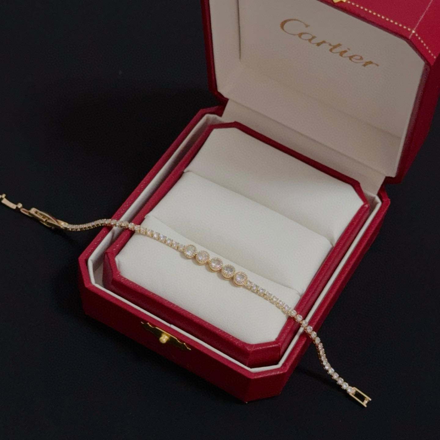 Cartier Designer Diamond Inlaid Chain Bracelet High Quality Bracelet Fashionable Luxury Jewelry For Women's Men Classic Luxury Wedding Party Accessories Valentines Day Christmas Birthday Gift