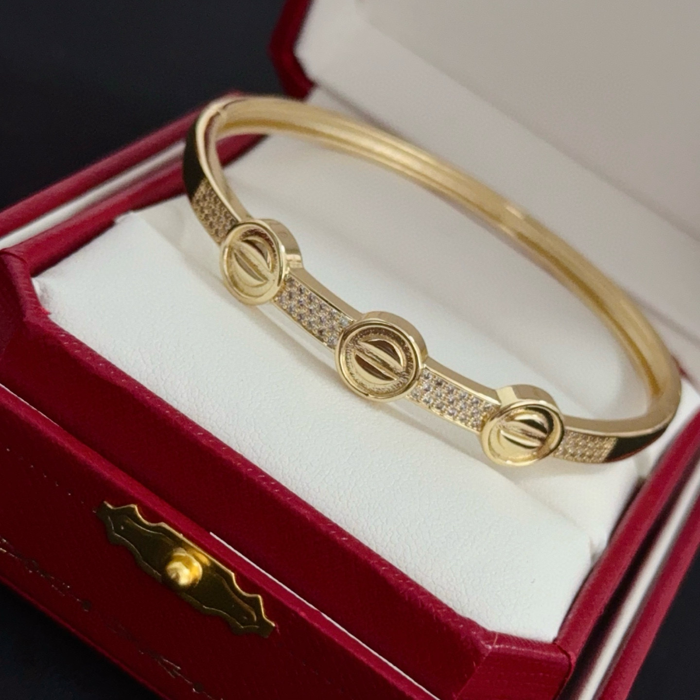 Cartier Designer Diamond Inlaid Bracelet High Quality Bracelet Fashionable Luxury Jewelry For Women's Men Classic Luxury Wedding Party Accessories Valentines Day Christmas Birthday Gift