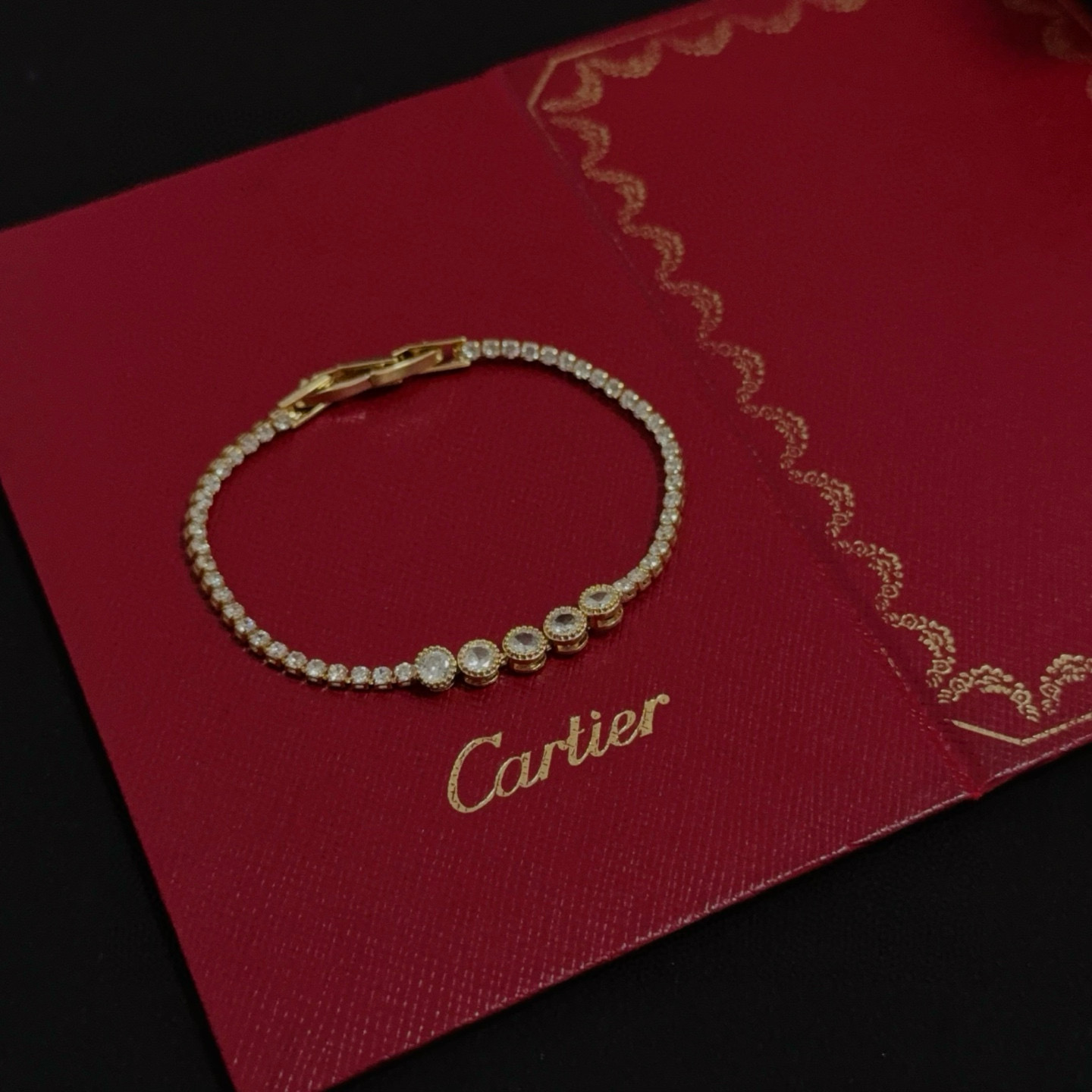 Cartier Designer Diamond Inlaid Chain Bracelet High Quality Bracelet Fashionable Luxury Jewelry For Women's Men Classic Luxury Wedding Party Accessories Valentines Day Christmas Birthday Gift