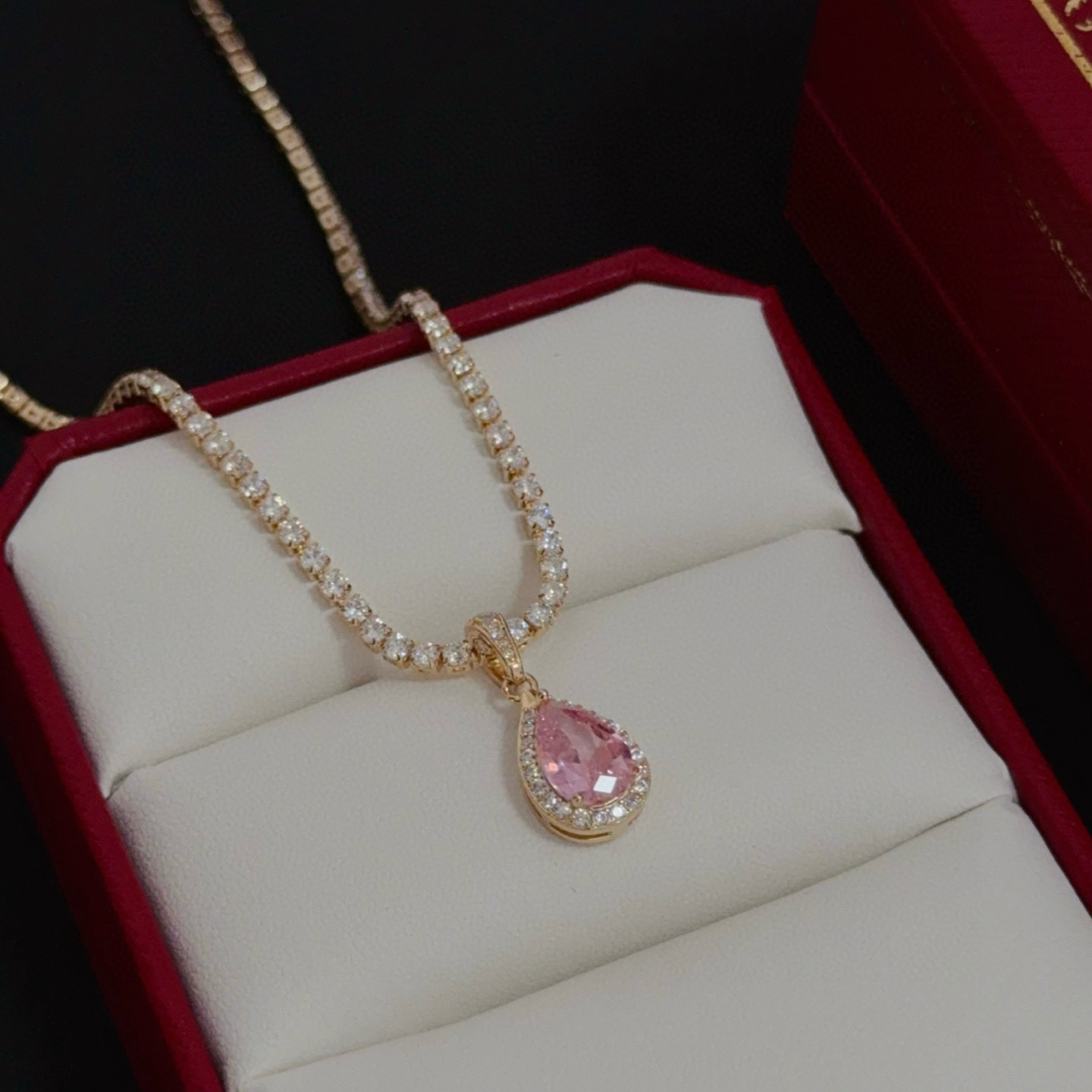 Cartier Luxury Necklace Elegant Necklaces Designer Diamond Inlaid Pink Diamond Necklace Women Top Quality Pendant Fashion Jewellery Designer For Women Gifts For Her Valentines Day Christmas Birthday Gift