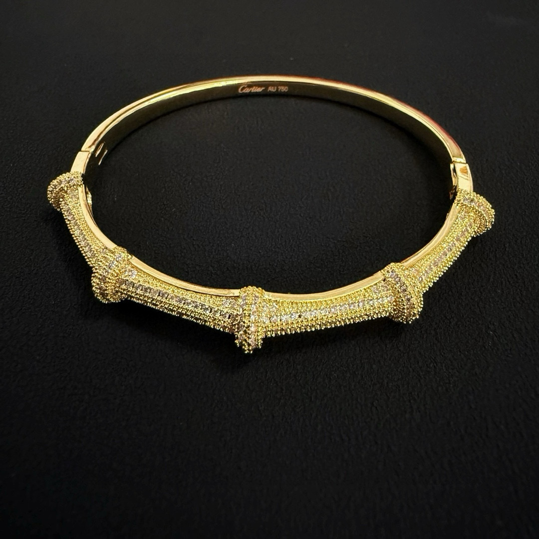 Cartier Designer Bamboo Studded Diamond Bracelet High Quality Bracelet Fashionable Luxury Jewelry For Women's Men Classic Luxury Wedding Party Accessories Valentines Day Christmas Birthday Gift