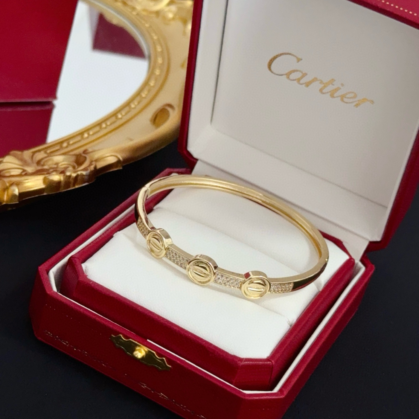 Cartier Designer Diamond Inlaid Bracelet High Quality Bracelet Fashionable Luxury Jewelry For Women's Men Classic Luxury Wedding Party Accessories Valentines Day Christmas Birthday Gift