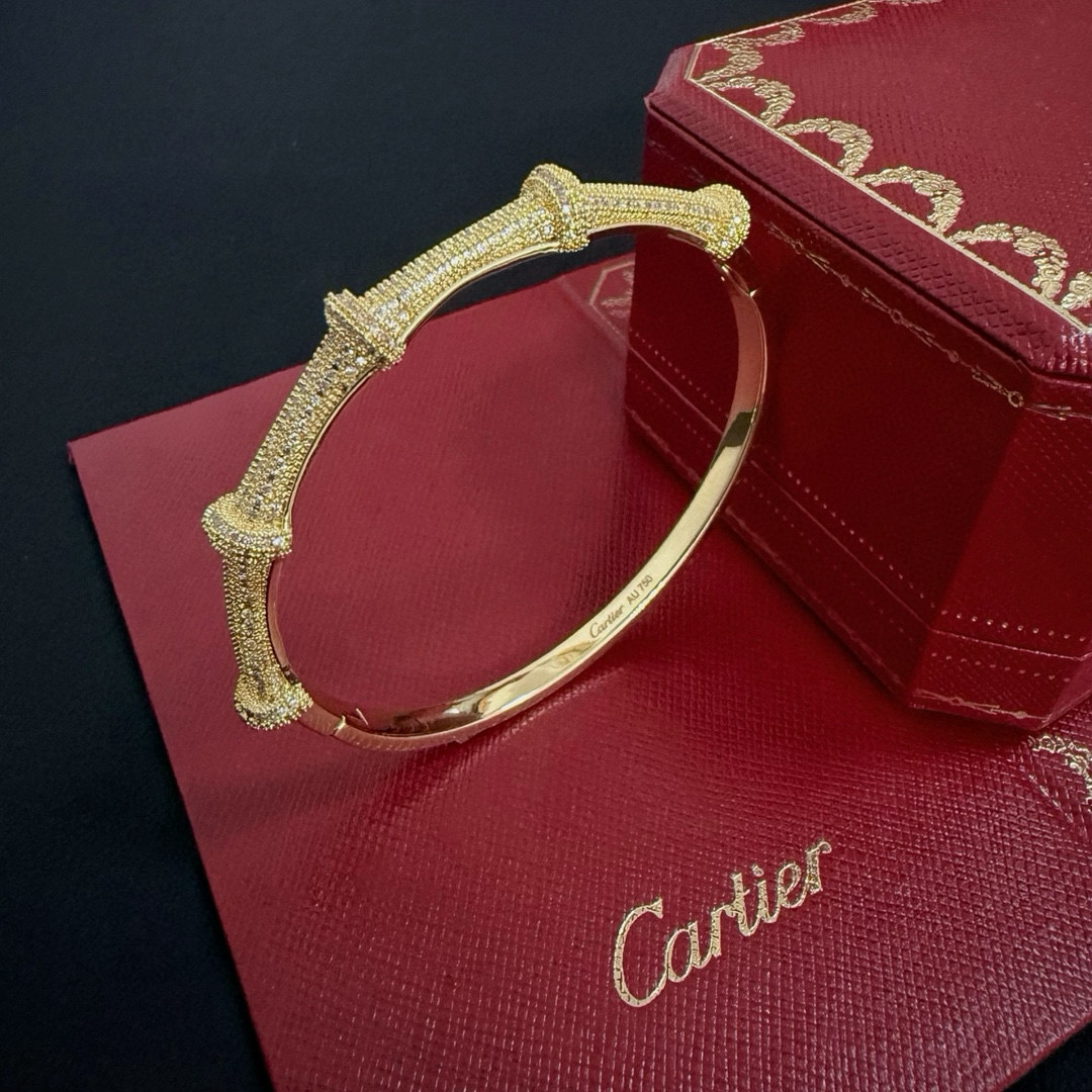 Cartier Designer Bamboo Studded Diamond Bracelet High Quality Bracelet Fashionable Luxury Jewelry For Women's Men Classic Luxury Wedding Party Accessories Valentines Day Christmas Birthday Gift