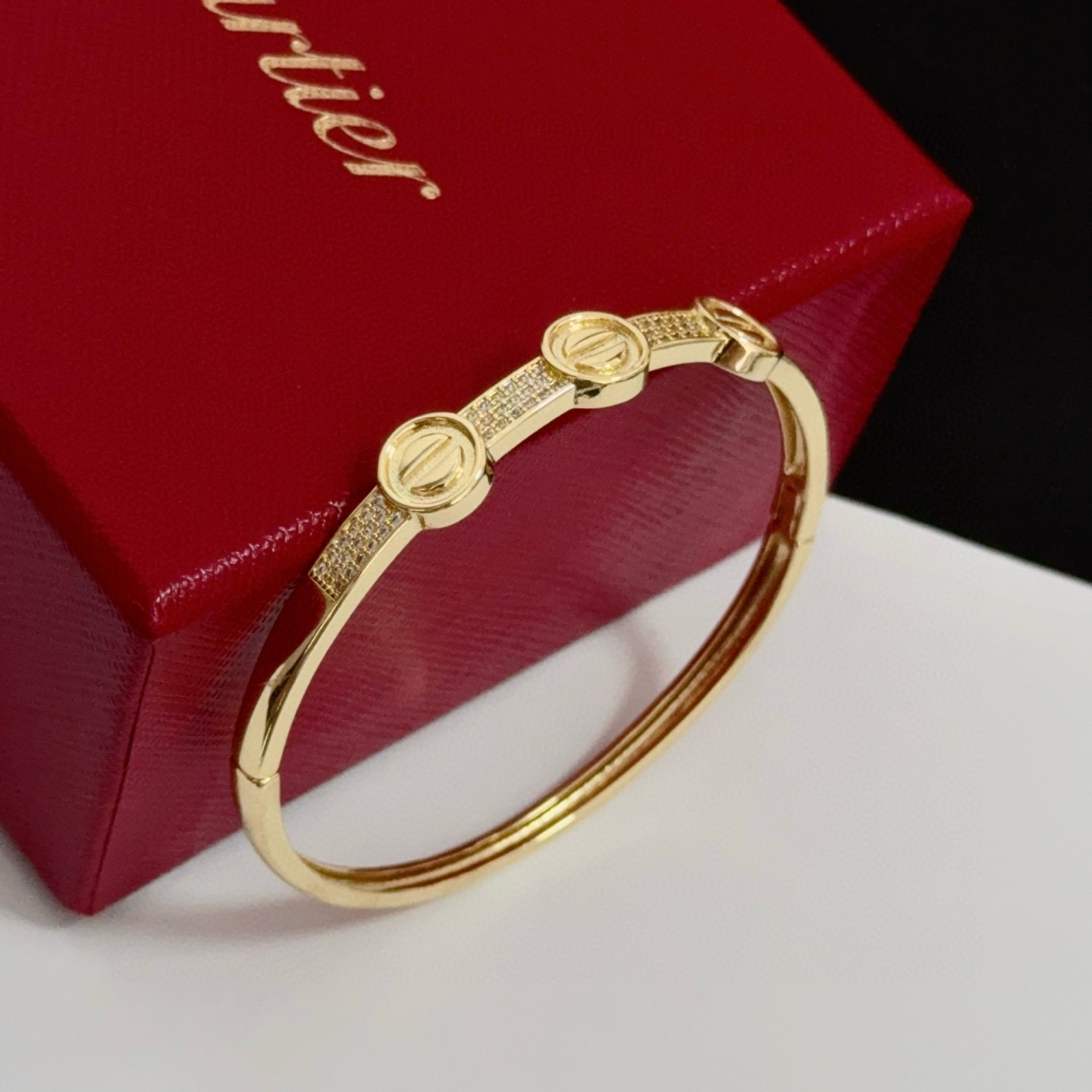 Cartier Designer Diamond Inlaid Bracelet High Quality Bracelet Fashionable Luxury Jewelry For Women's Men Classic Luxury Wedding Party Accessories Valentines Day Christmas Birthday Gift