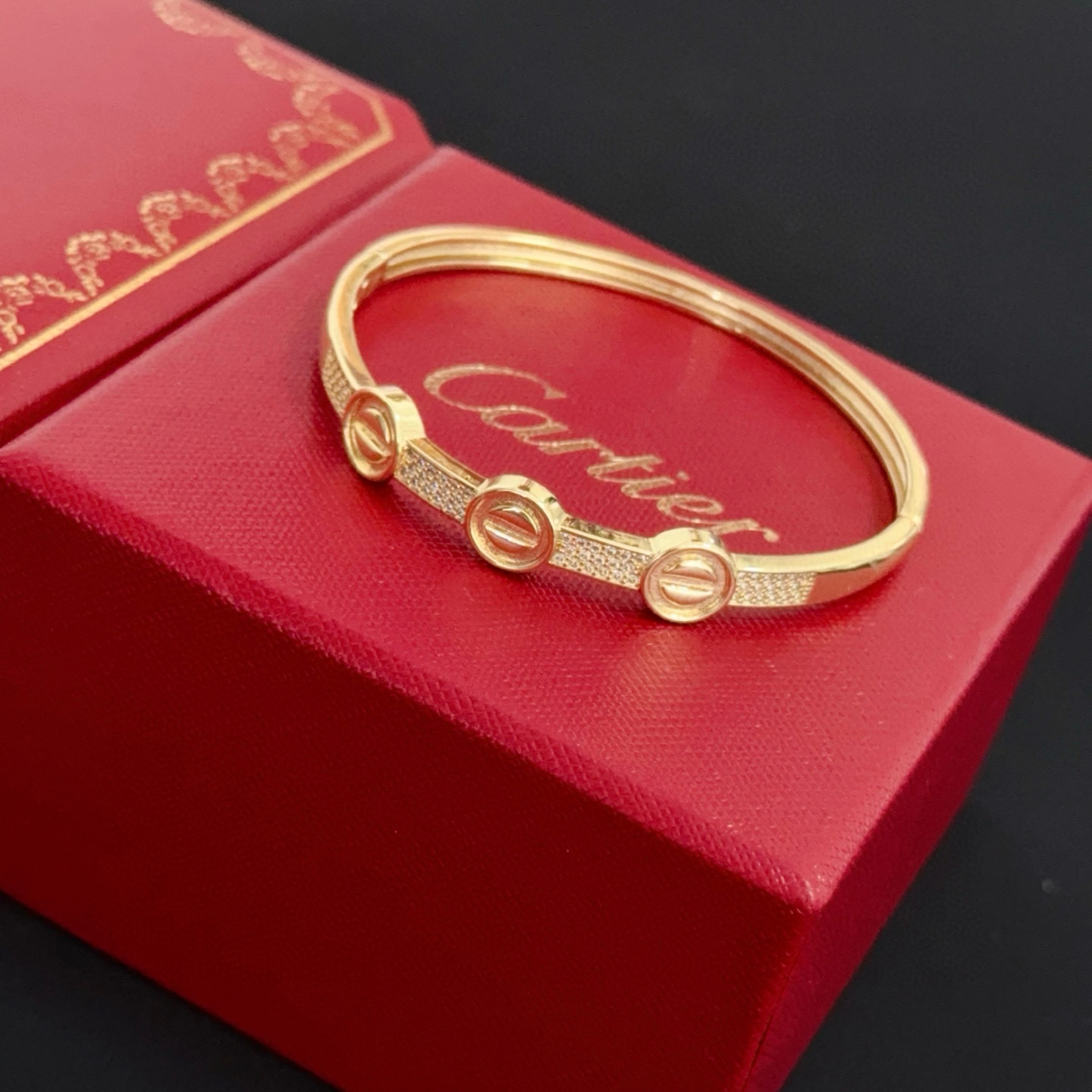 Cartier Designer Diamond Inlaid Bracelet High Quality Bracelet Fashionable Luxury Jewelry For Women's Men Classic Luxury Wedding Party Accessories Valentines Day Christmas Birthday Gift