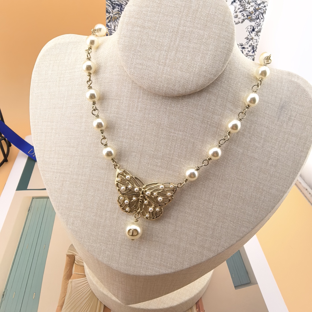 Dior Luxury Pearl Necklace Pearl Elegant Necklaces Designer Necklace Women Top Quality Butterfly Pendant Fashion Jewellery Designer For Women Gifts For Her Valentines Day Christmas Birthday Gift