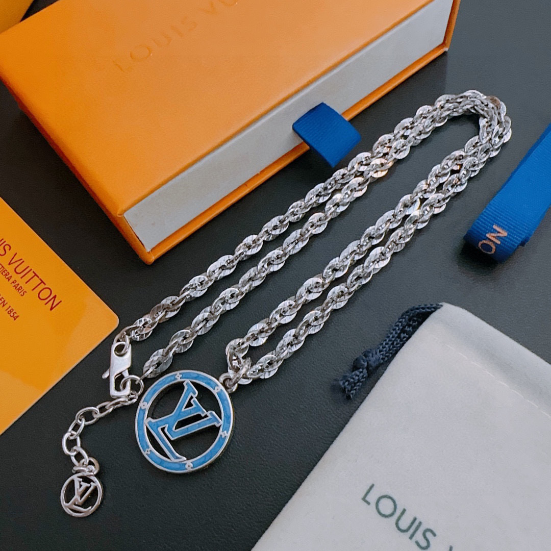 LV Luxury Necklace Elegant Necklaces Designer Necklace Men Women Top Quality Pendant Fashion Jewellery Designer For Women Gifts For Her Valentines Day Christmas Birthday Gift