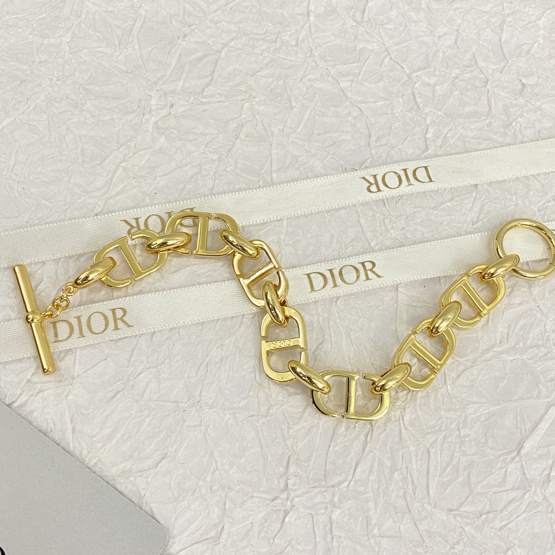 Dior Designer Chain Bracelet High Quality Bracelet Fashionable Luxury Jewelry For Women's Men Classic Luxury Wedding Party Accessories Valentines Day Christmas Birthday Gift ﻿