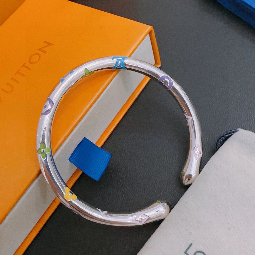 LV Designer Opening Bracelet High Quality Bracelet Fashionable Luxury Jewelry For Women's Men Classic Luxury Wedding Party Accessories Valentines Day Christmas Birthday Gift