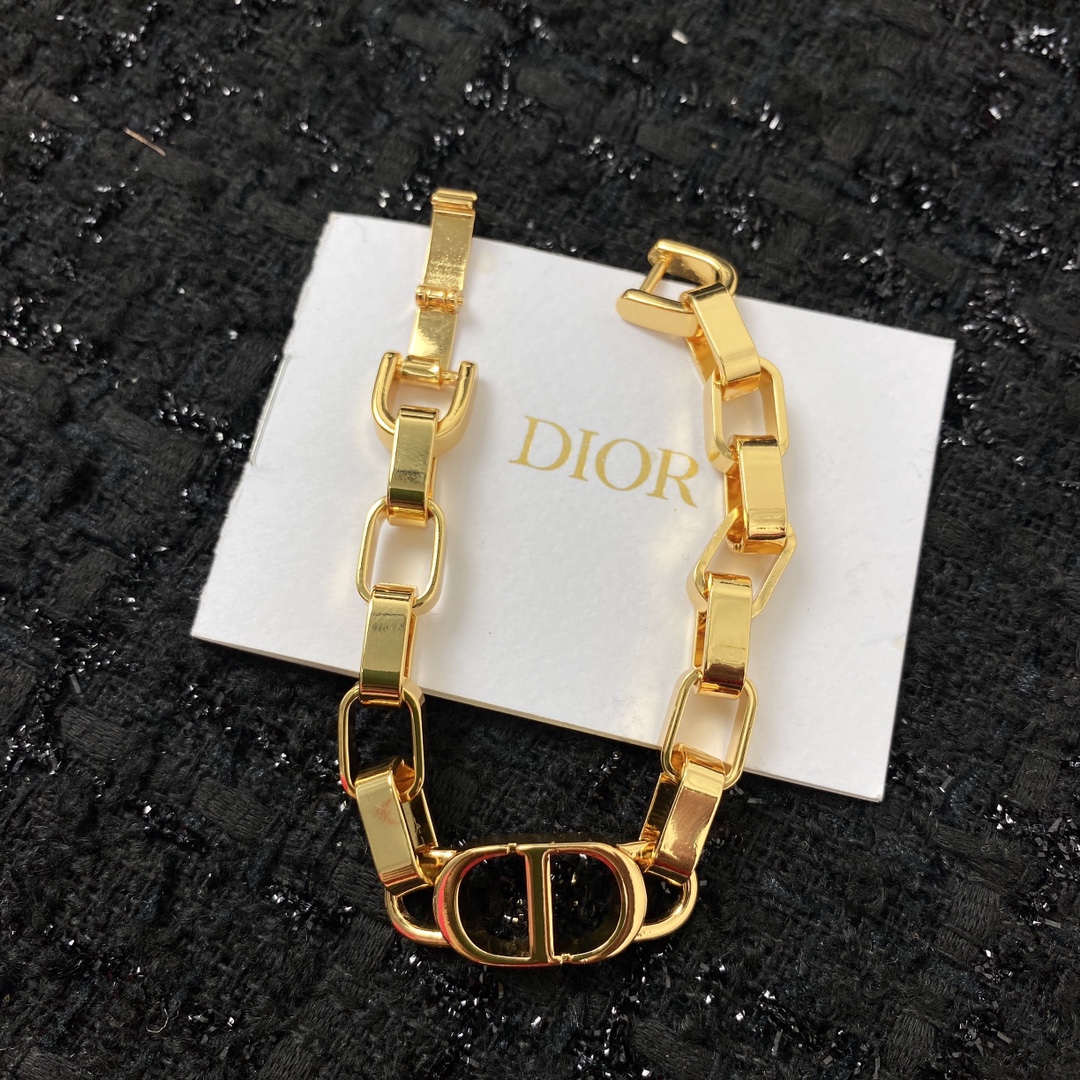 Dior Designer Chain Bracelet High Quality Bracelet Fashionable Luxury Jewelry For Women's Men Classic Luxury Wedding Party Accessories Valentines Day Christmas Birthday Gift ﻿