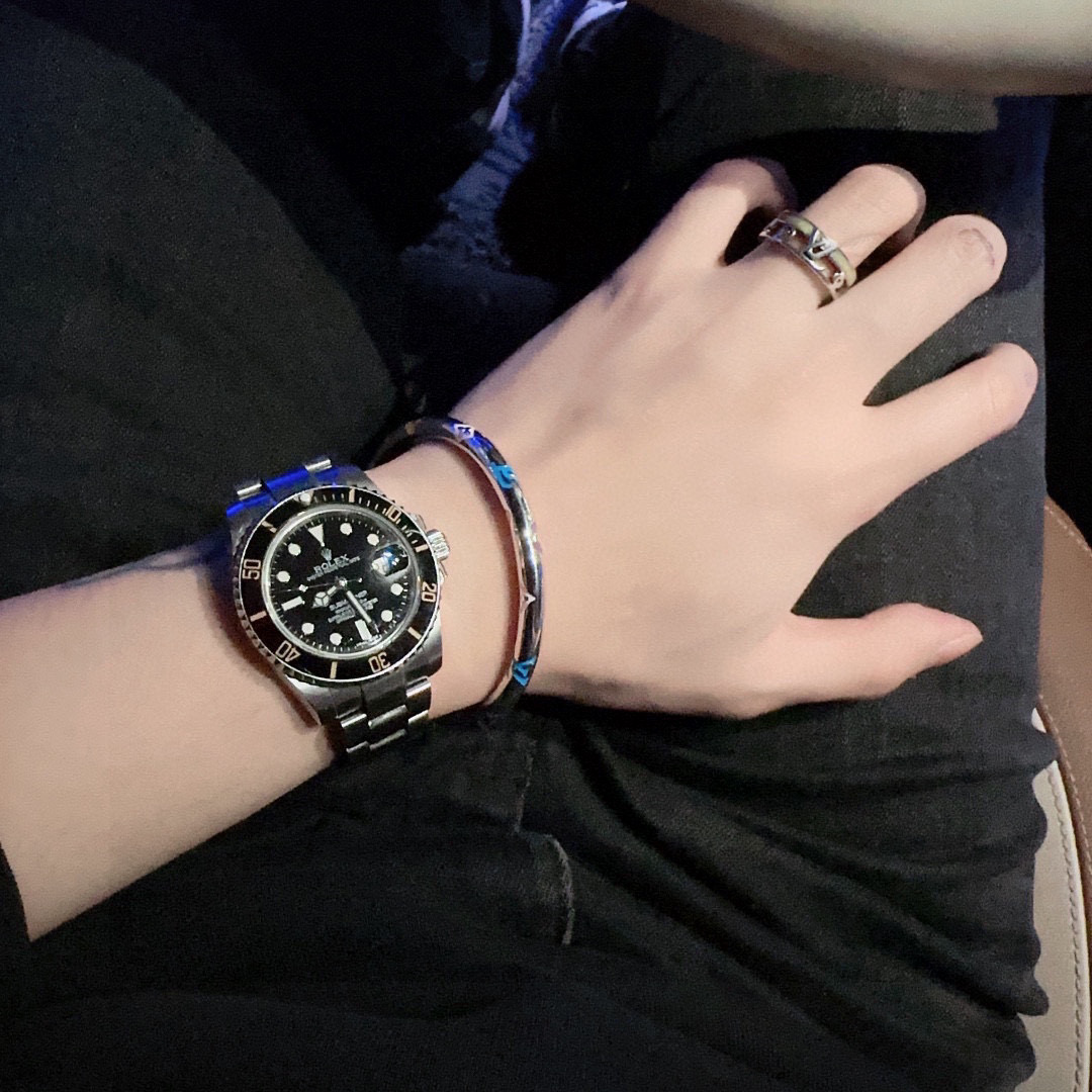 LV Designer Opening Bracelet High Quality Bracelet Fashionable Luxury Jewelry For Women's Men Classic Luxury Wedding Party Accessories Valentines Day Christmas Birthday Gift