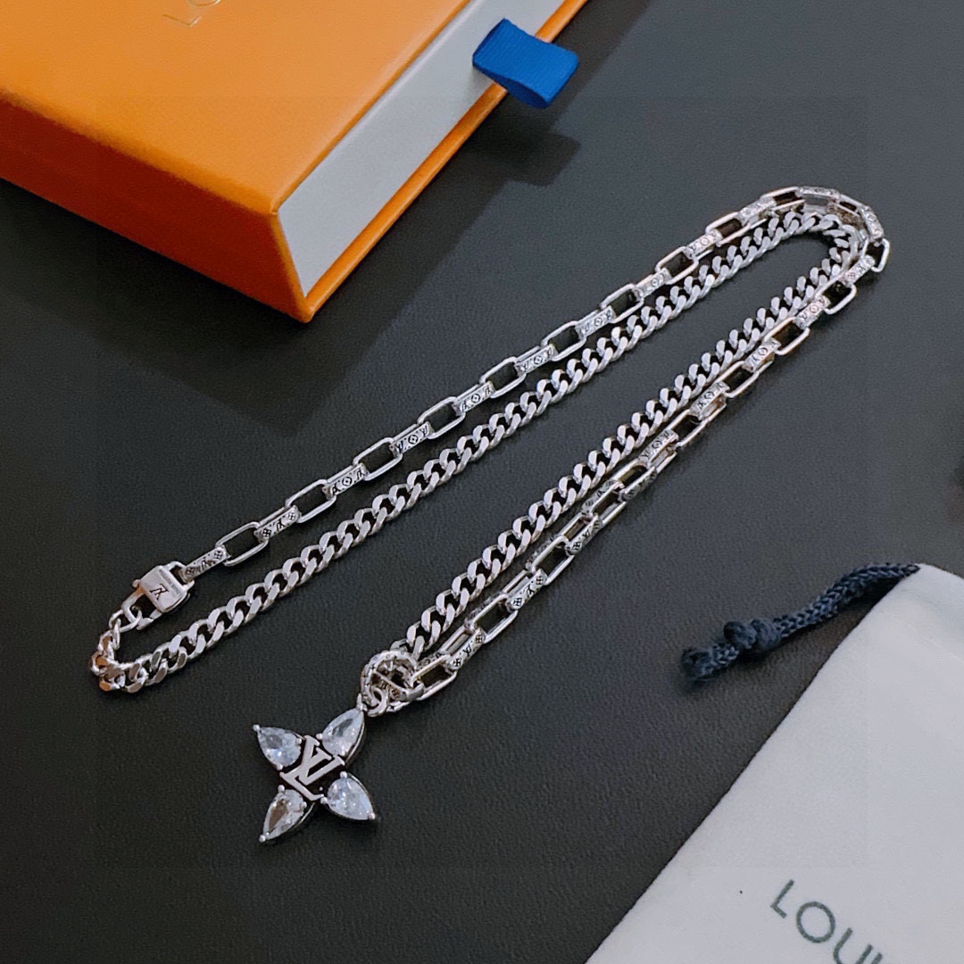 LV Luxury Necklace Elegant Necklaces Designer Necklace Women Top Quality Pendant Fashion Jewellery Designer For Women Gifts For Her Valentines Day Christmas Birthday Gift