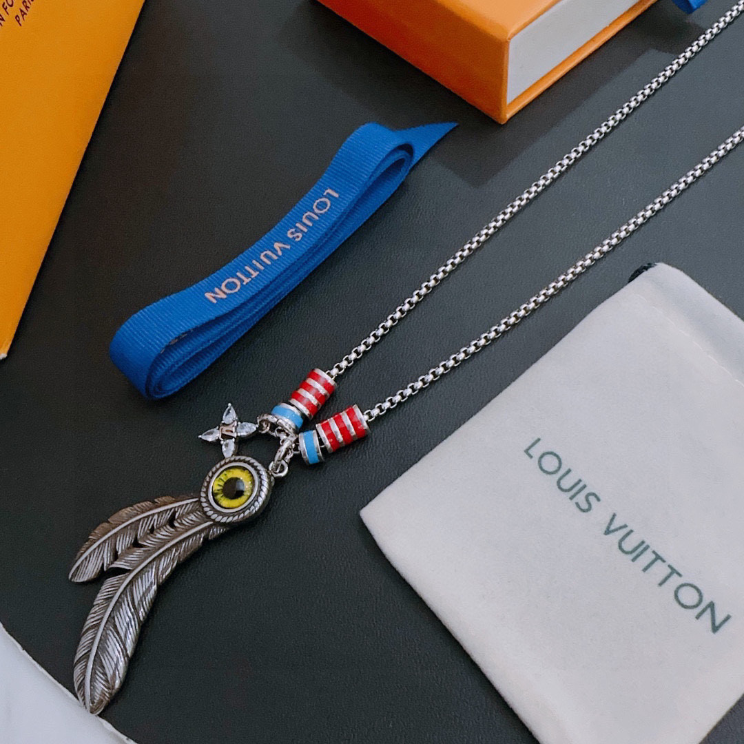 LV Luxury Necklace Elegant Necklaces Designer Necklace Men Women Top Quality Glasses And Feathers Pendant Fashion Jewellery Designer For Women Gifts For Her Valentines Day Christmas Birthday Gift