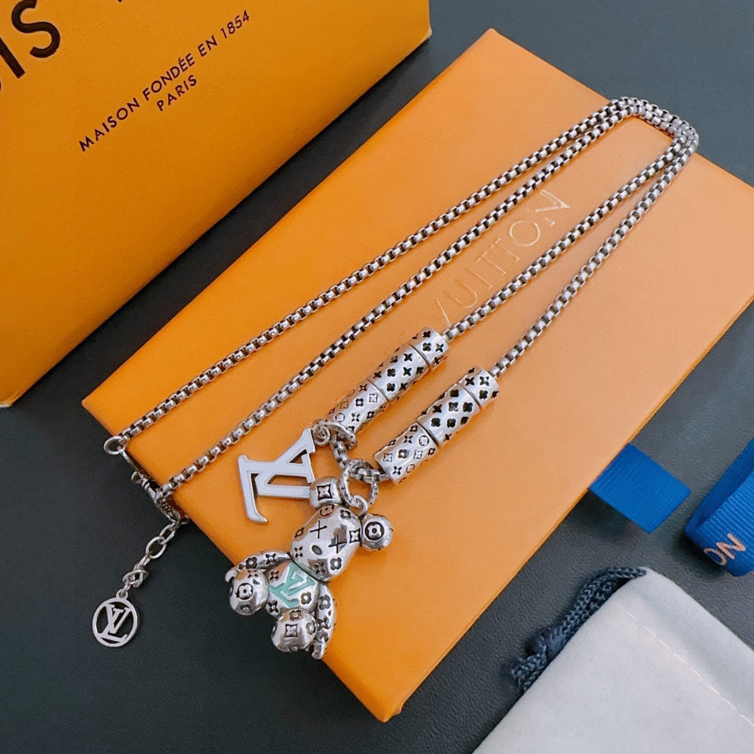 LV Luxury Necklace Elegant Necklaces Designer Necklace Men Women Top Quality Anger Forest Little Bear Pendant Fashion Jewellery Designer For Women Gifts For Her Valentines Day Christmas Birthday Gift