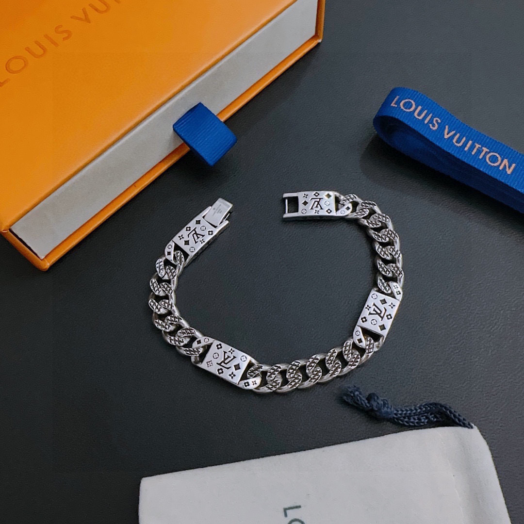 LV Designer Chain Bracelet High Quality Bracelet Fashionable Luxury Jewelry For Women's Men Classic Luxury Wedding Party Accessories Valentines Day Christmas Birthday Gift ﻿