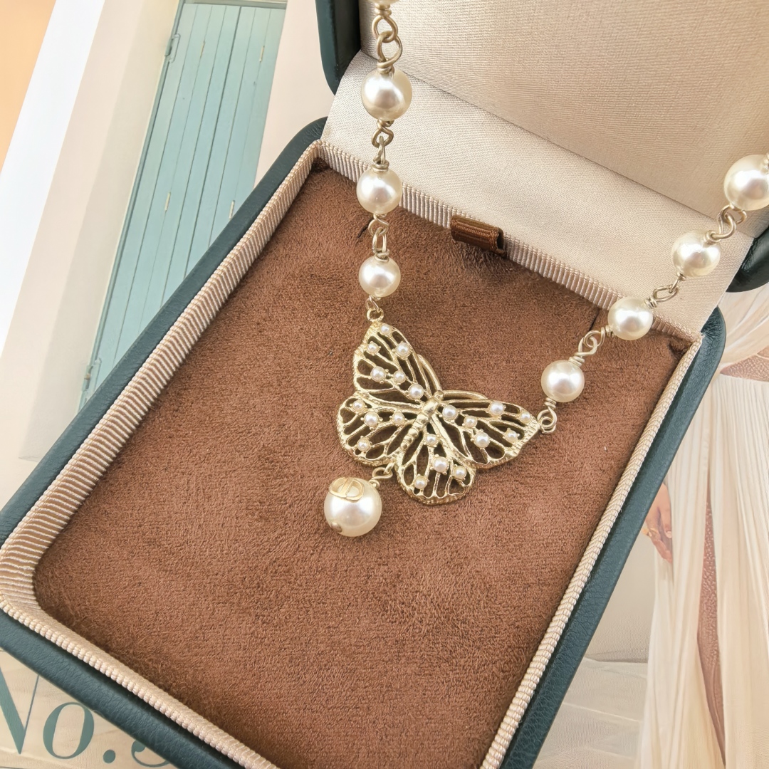 Dior Luxury Pearl Necklace Pearl Elegant Necklaces Designer Necklace Women Top Quality Butterfly Pendant Fashion Jewellery Designer For Women Gifts For Her Valentines Day Christmas Birthday Gift
