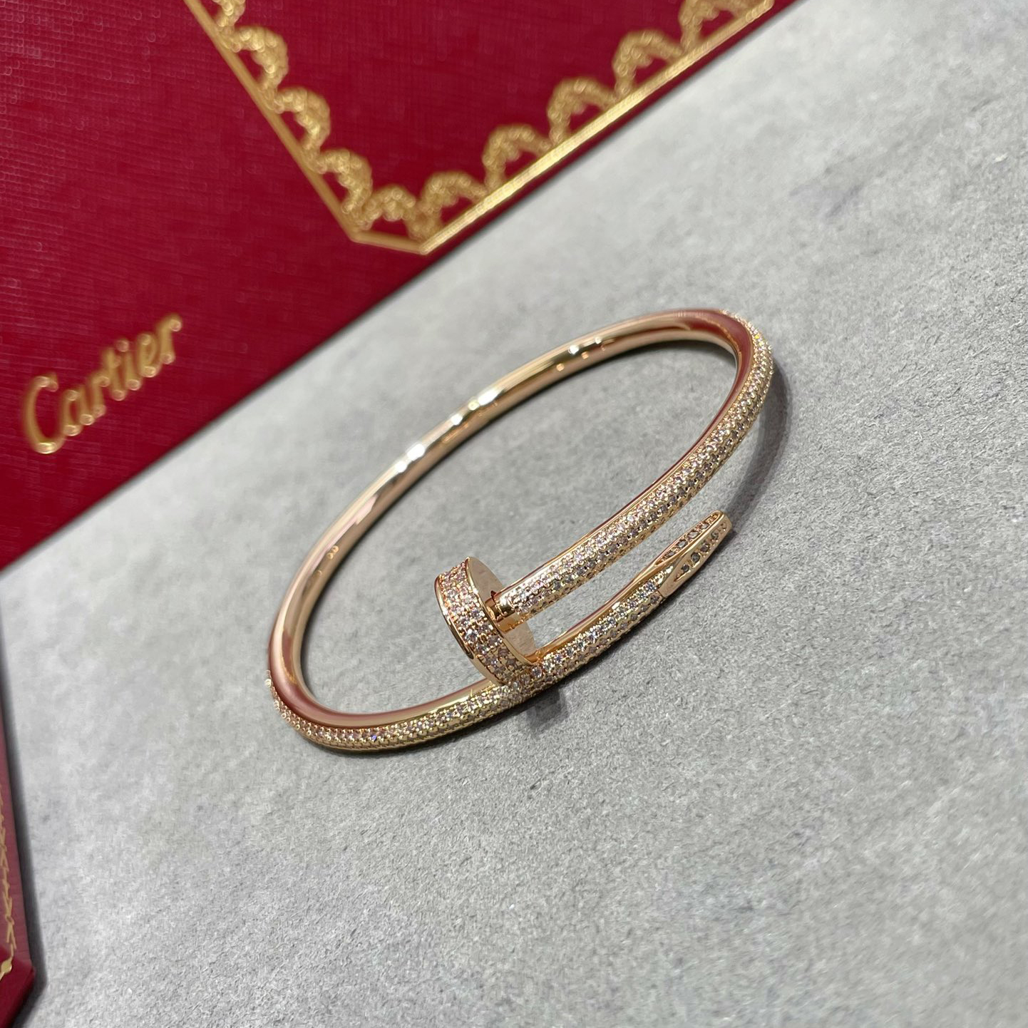 Cartier Designer Full Diamond Nail Bracelet High Quality Bracelet Fashionable Luxury Jewelry For Women's Men Classic Luxury Wedding Party Accessories Valentines Day Christmas Birthday Gift