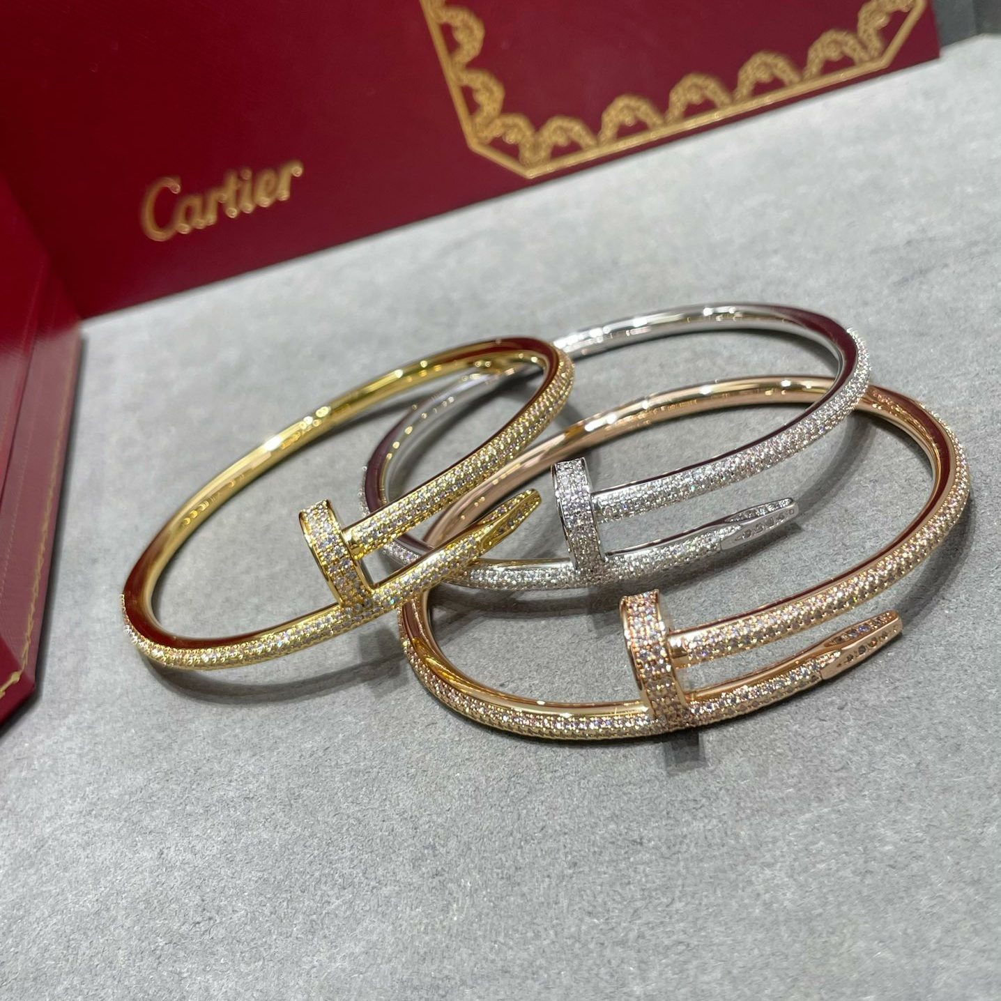 Cartier Designer Full Diamond Nail Bracelet High Quality Bracelet Fashionable Luxury Jewelry For Women's Men Classic Luxury Wedding Party Accessories Valentines Day Christmas Birthday Gift