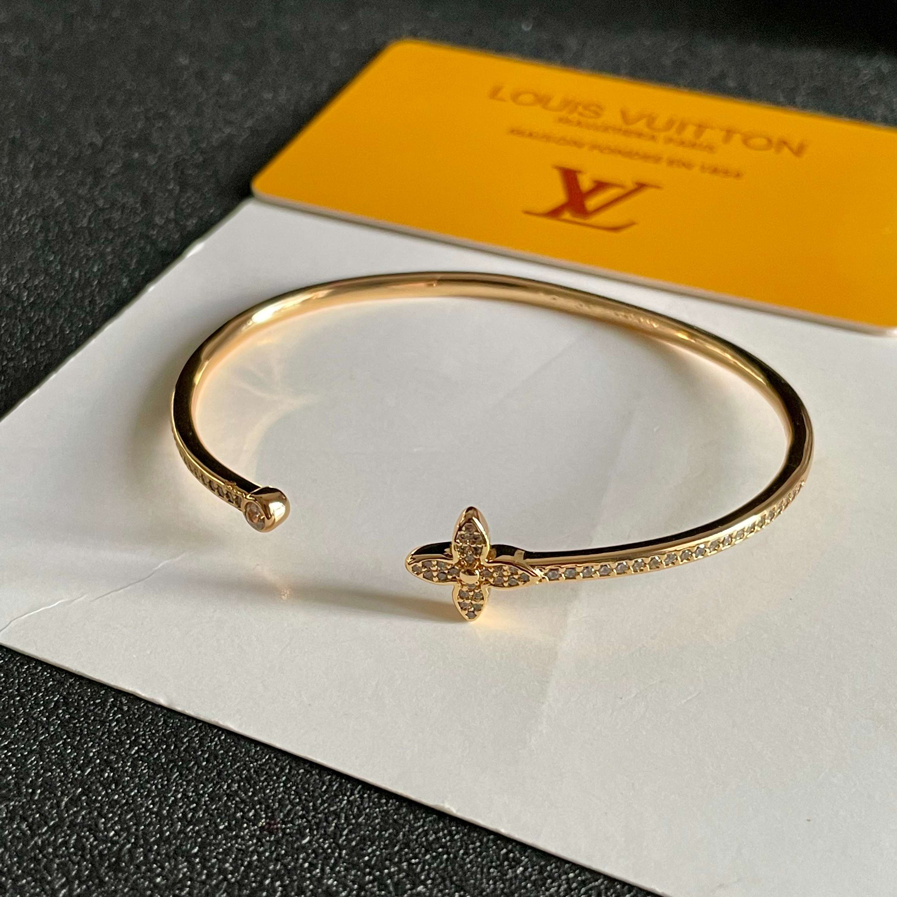 LV Designer Bracelet High Quality Bracelet Fashionable Luxury Jewelry For Women's Men Classic Luxury Wedding Party Accessories Valentines Day Christmas Birthday Gift