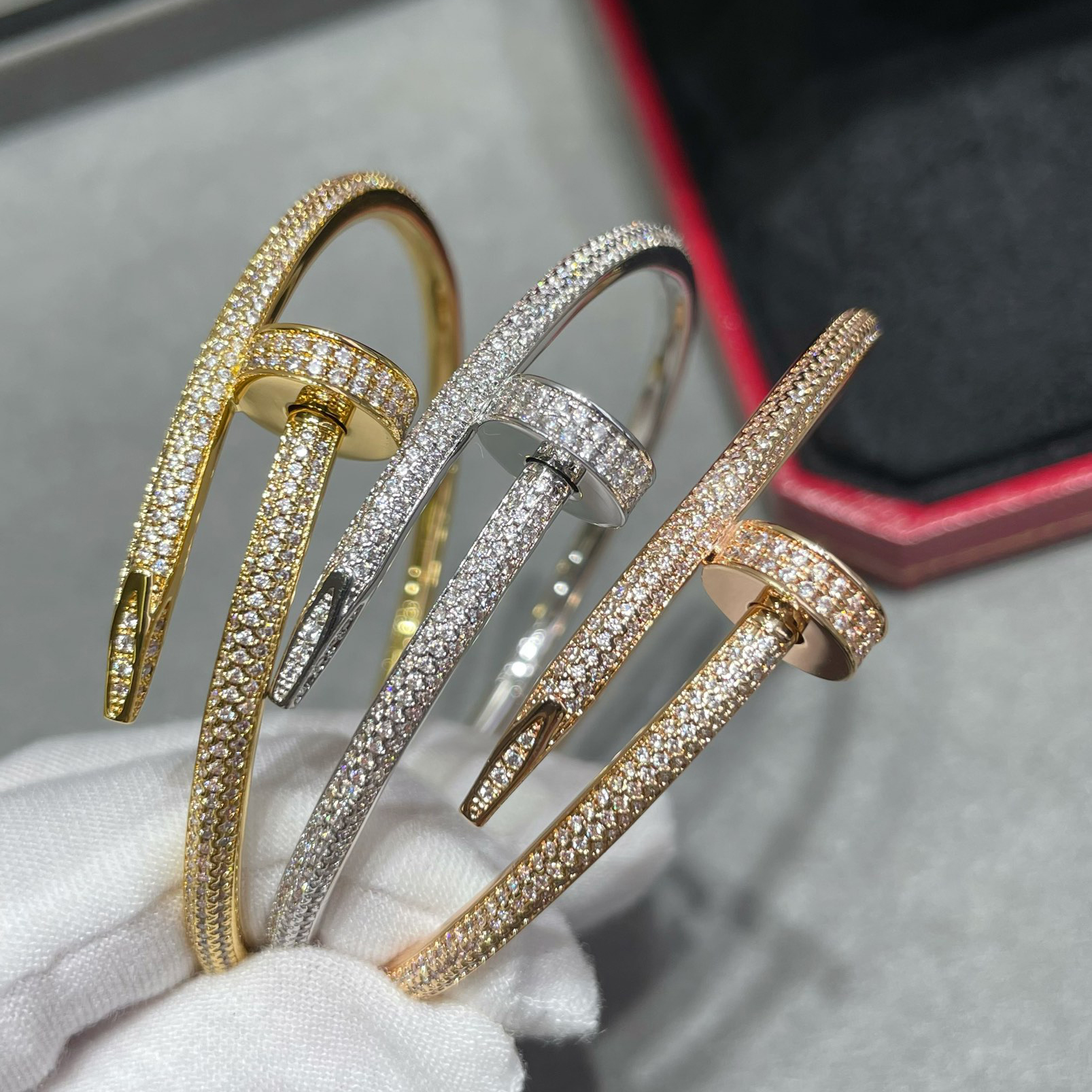 Cartier Designer Full Diamond Nail Bracelet High Quality Bracelet Fashionable Luxury Jewelry For Women's Men Classic Luxury Wedding Party Accessories Valentines Day Christmas Birthday Gift