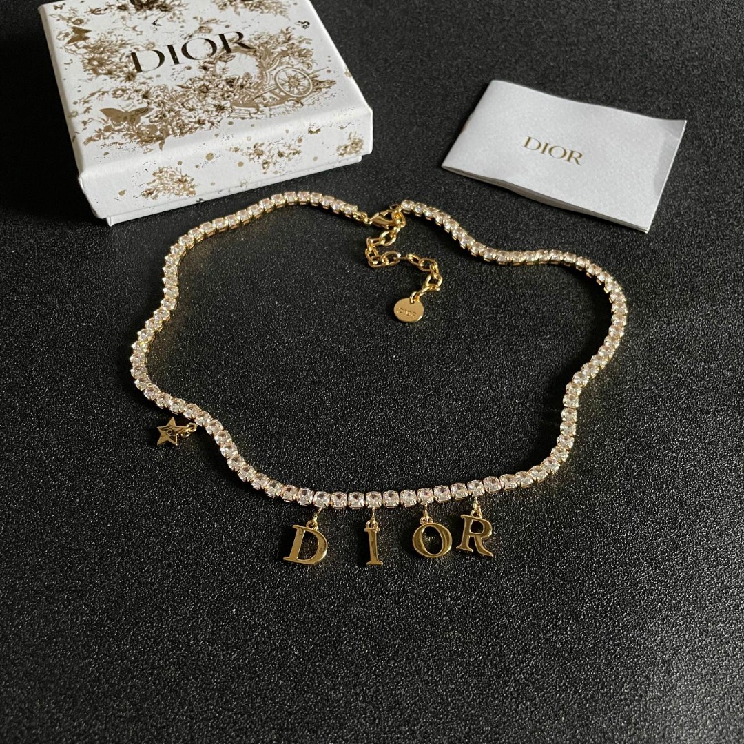 Dior Luxury Necklace Elegant Necklaces Designer Necklace Women Top Quality Pendant Fashion Jewellery Designer For Women Gifts For Her Valentines Day Christmas Birthday Gift ﻿
