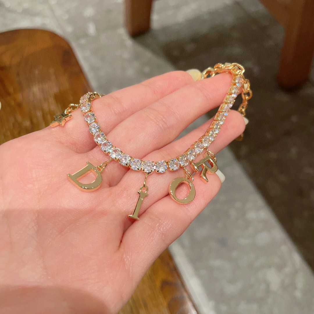 Dior Designer Chain Bracelet High Quality Bracelet Fashionable Luxury Jewelry For Women's Classic Luxury Wedding Party Accessories Valentines Day Christmas Birthday Gift
